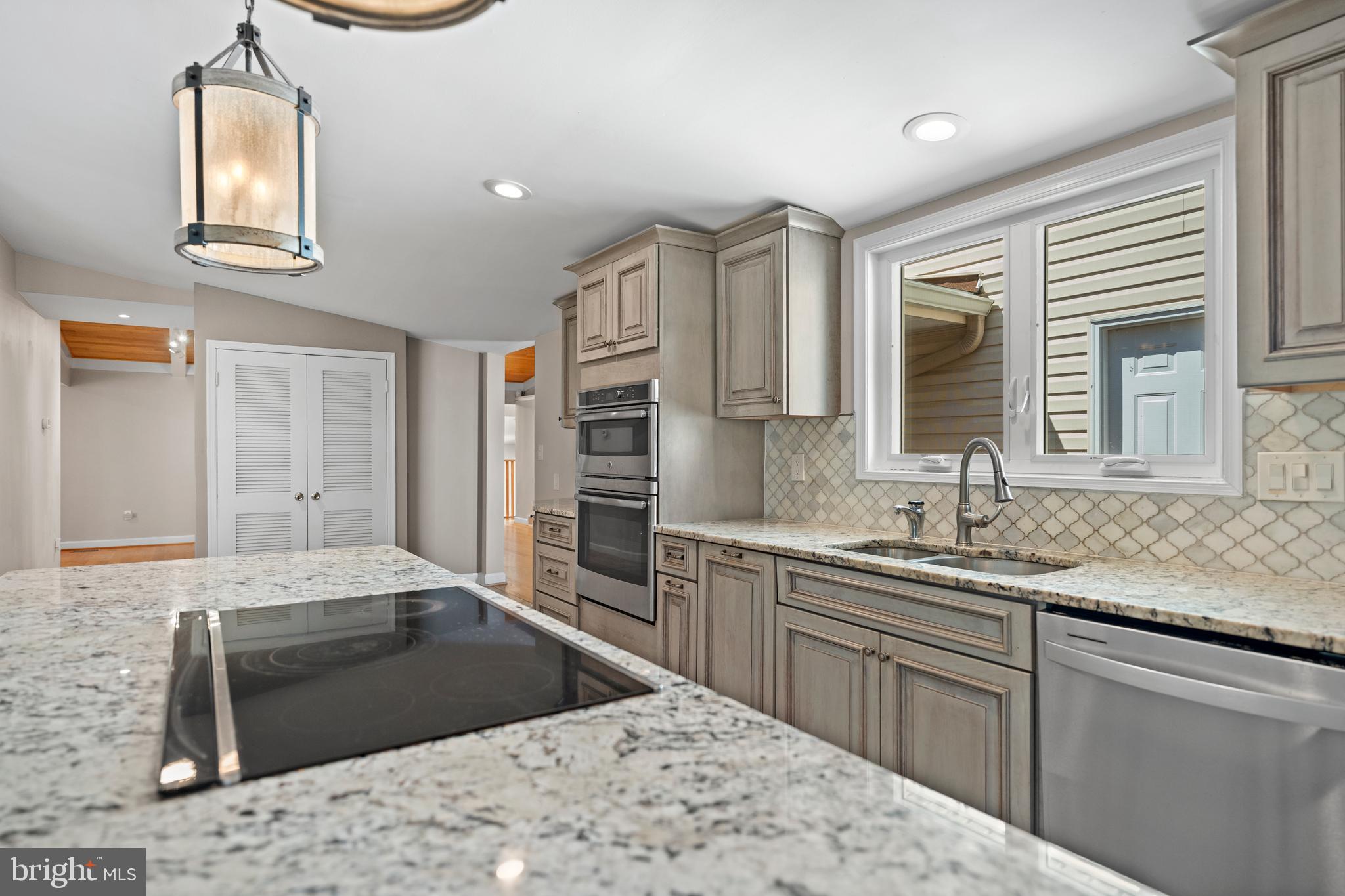 FALLS CHURCH - Residential