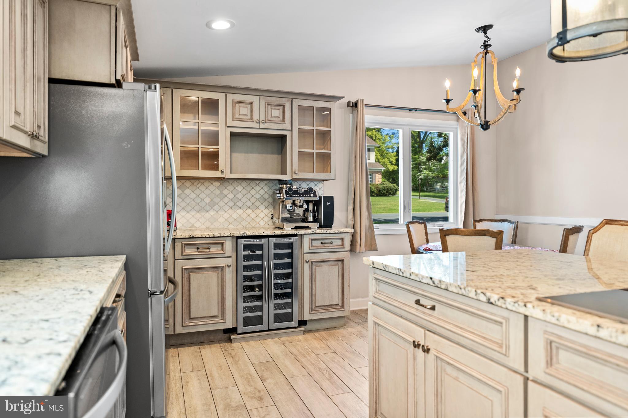 FALLS CHURCH - Residential