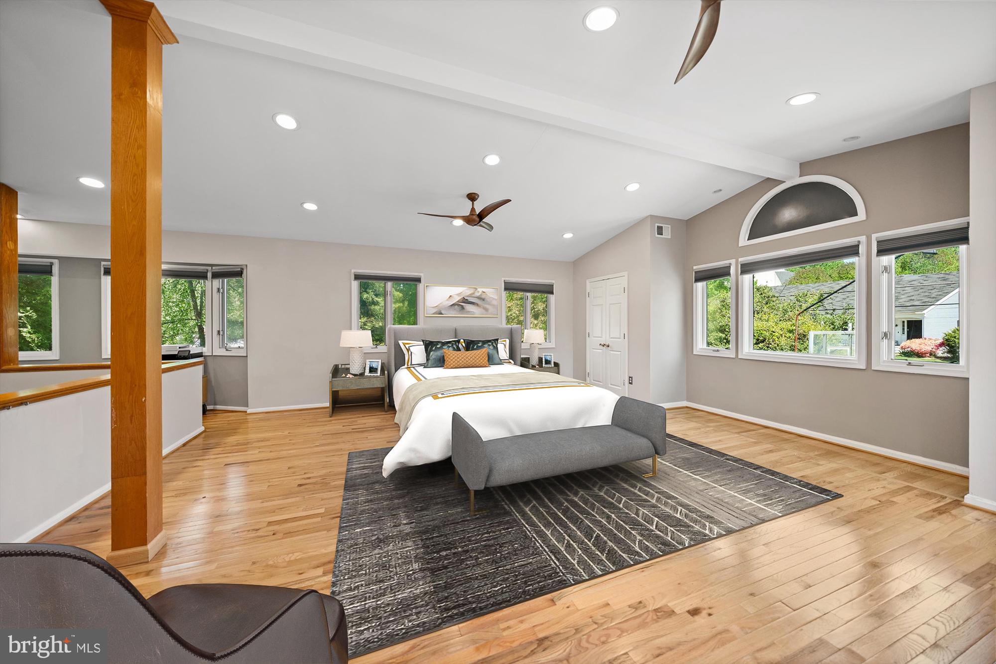 FALLS CHURCH - Residential