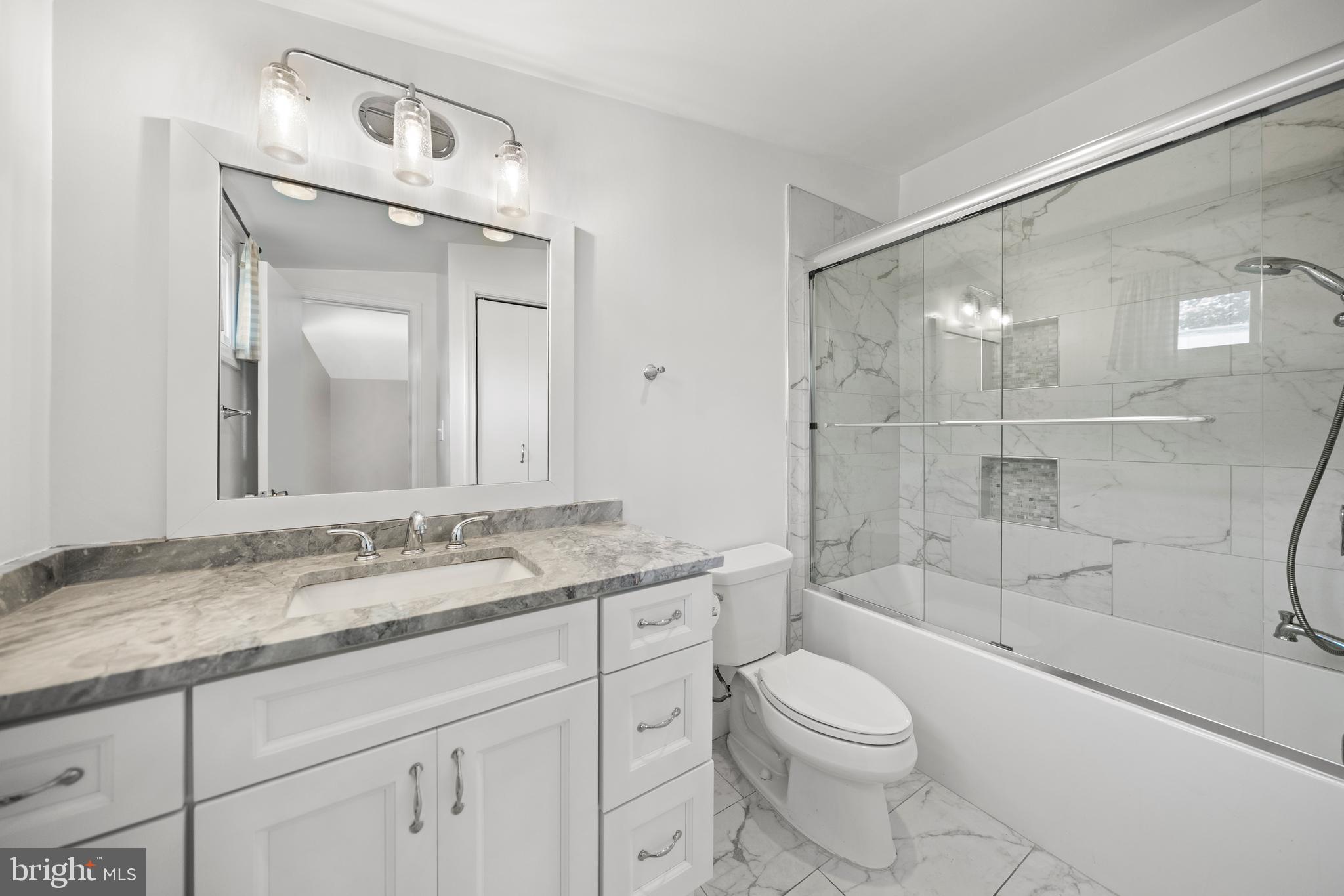 FALLS CHURCH - Residential