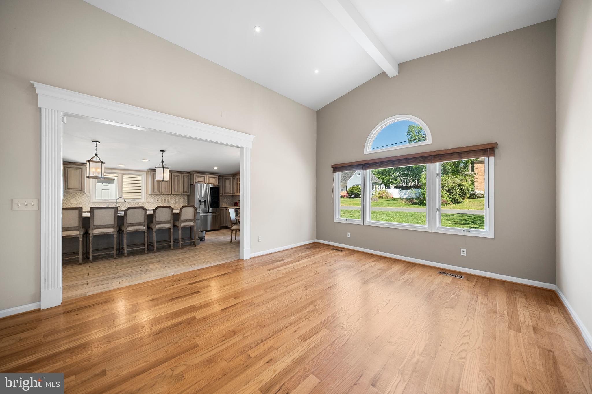 FALLS CHURCH - Residential