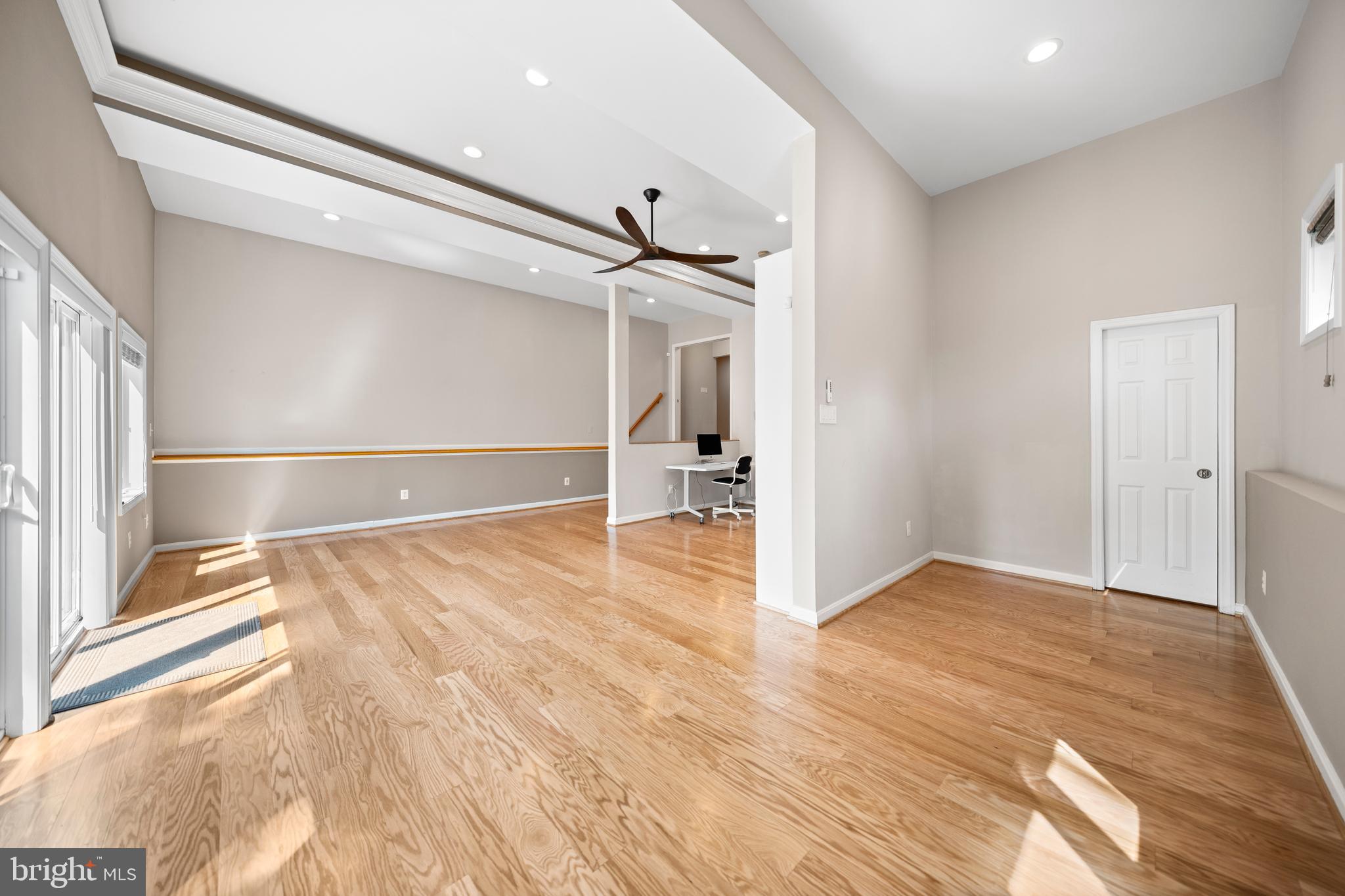 FALLS CHURCH - Residential