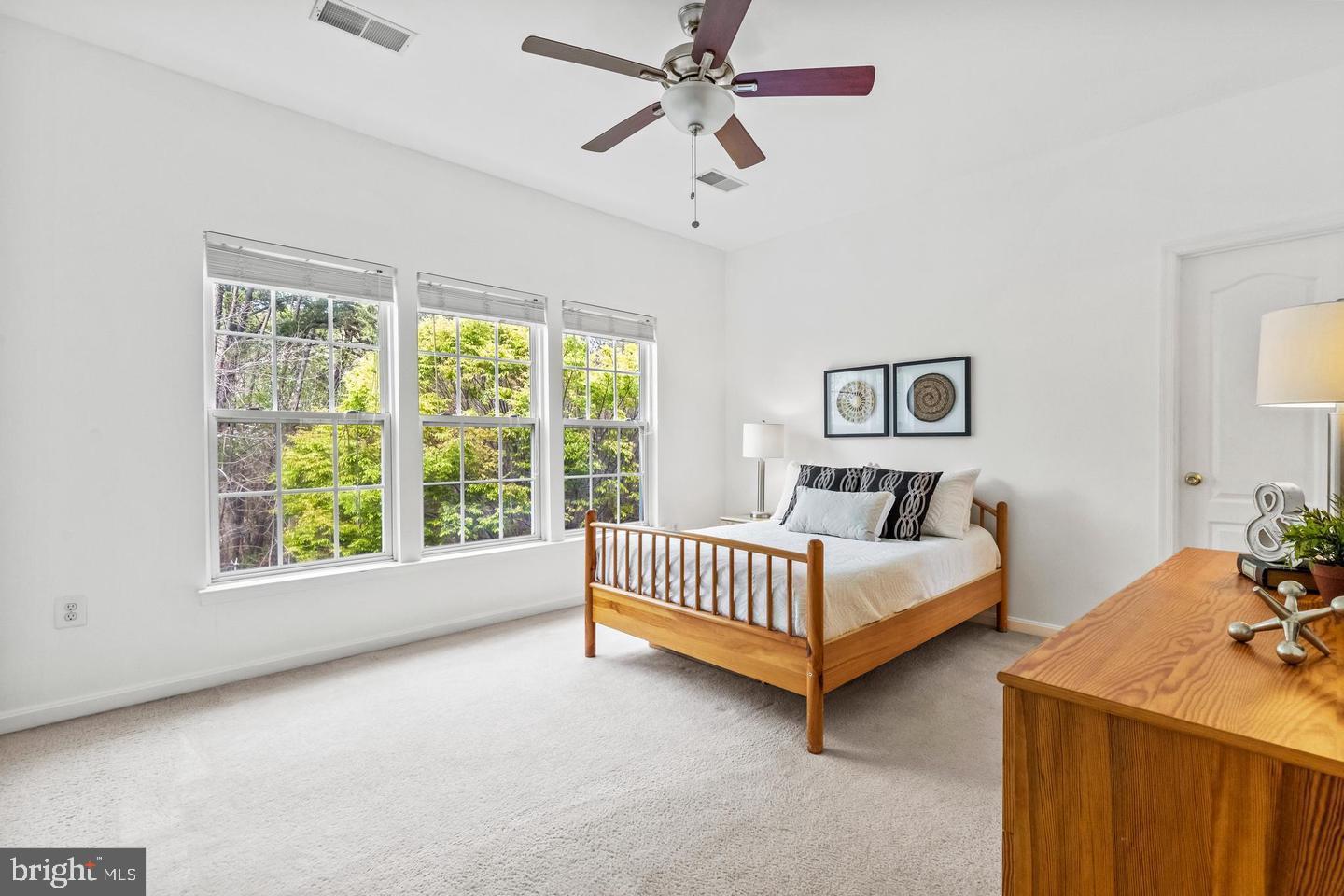 DEERFIELD RIDGE - Residential Lease