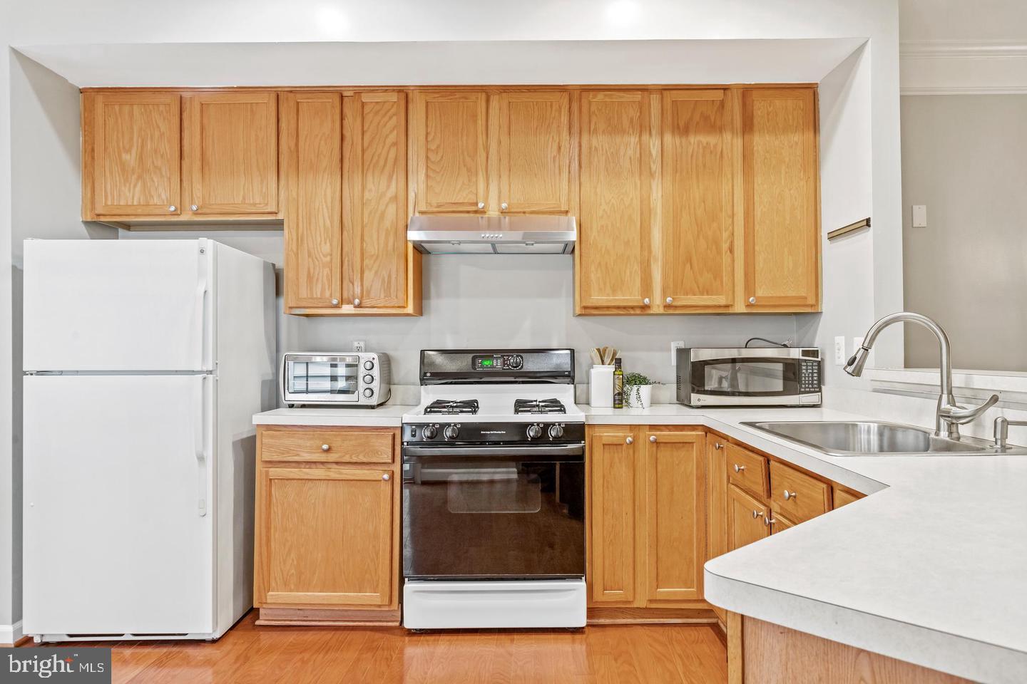 DEERFIELD RIDGE - Residential Lease