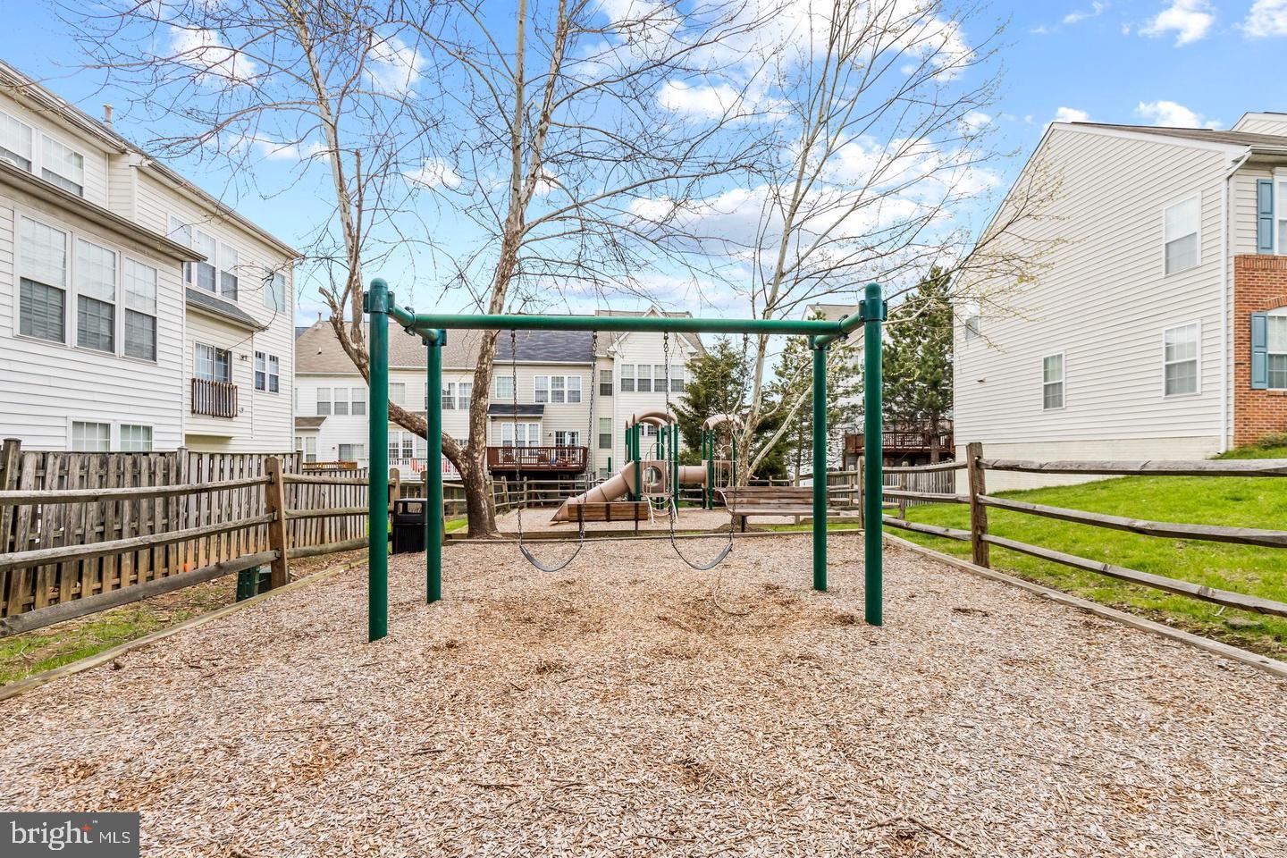 DEERFIELD RIDGE - Residential Lease