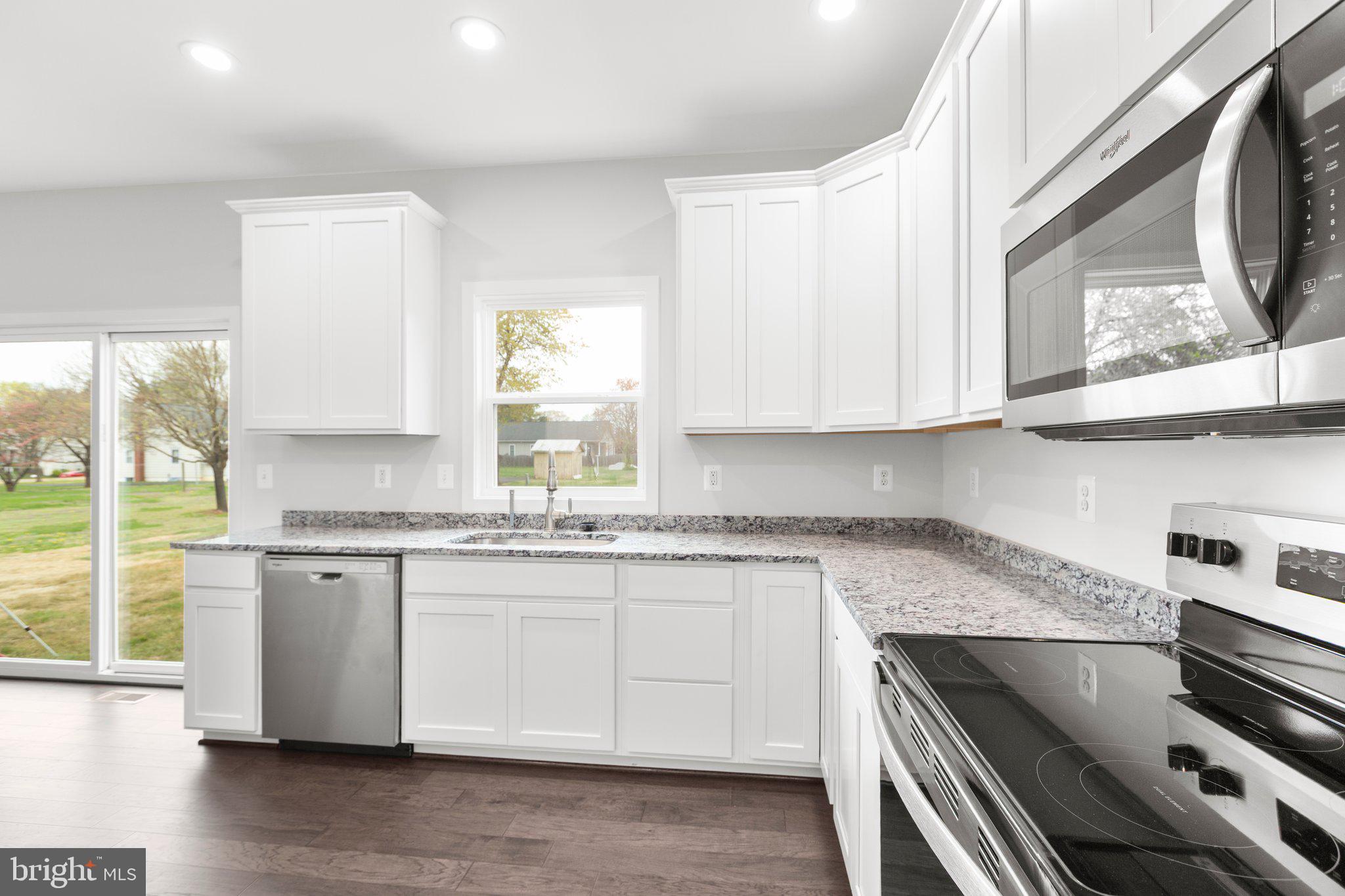 BROOKFIELD - Residential