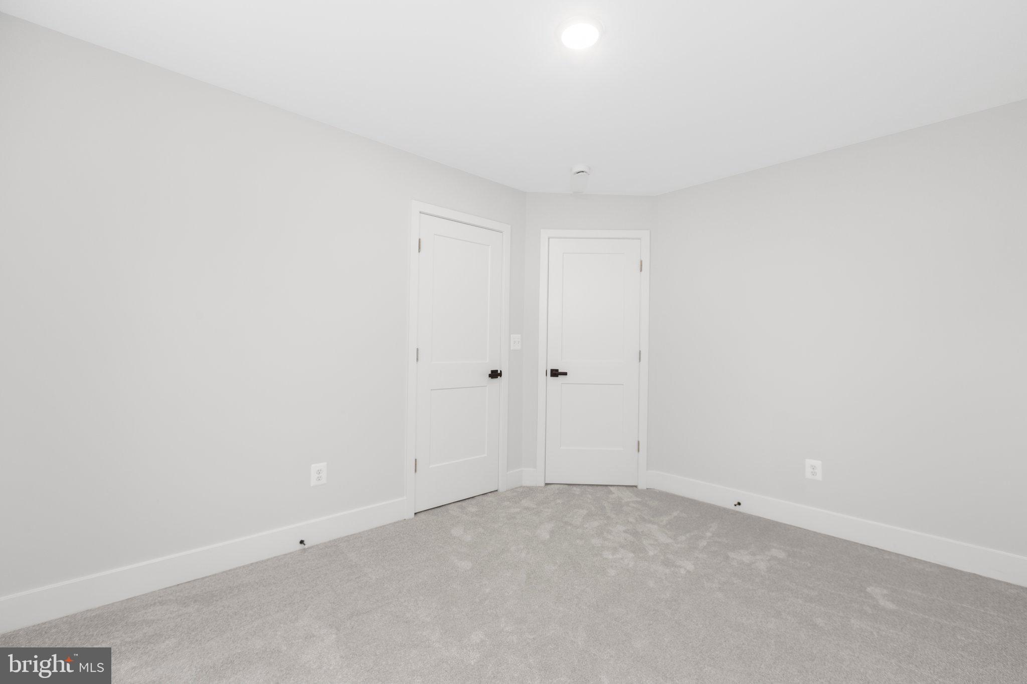 BROOKFIELD - Residential