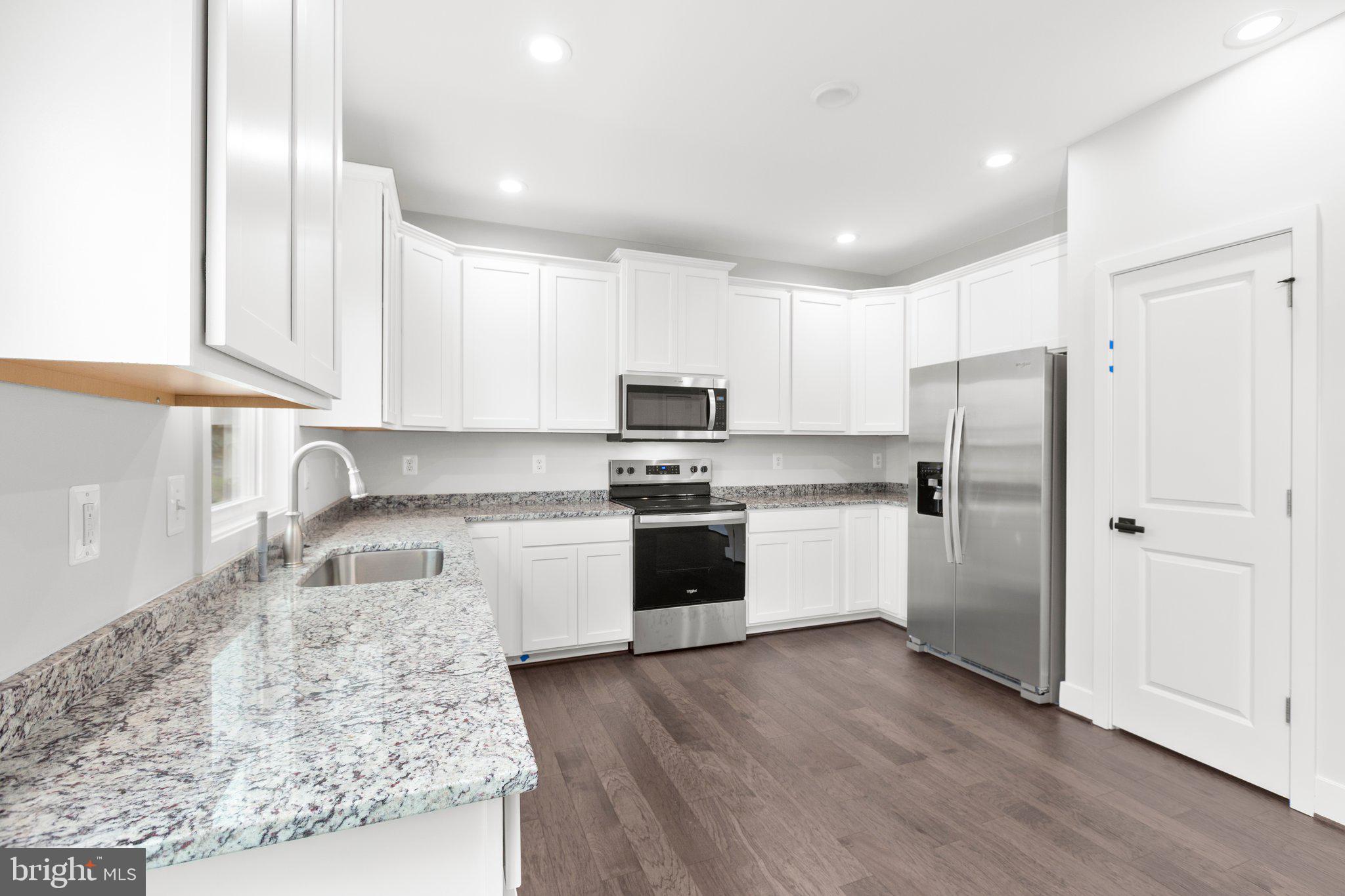 BROOKFIELD - Residential