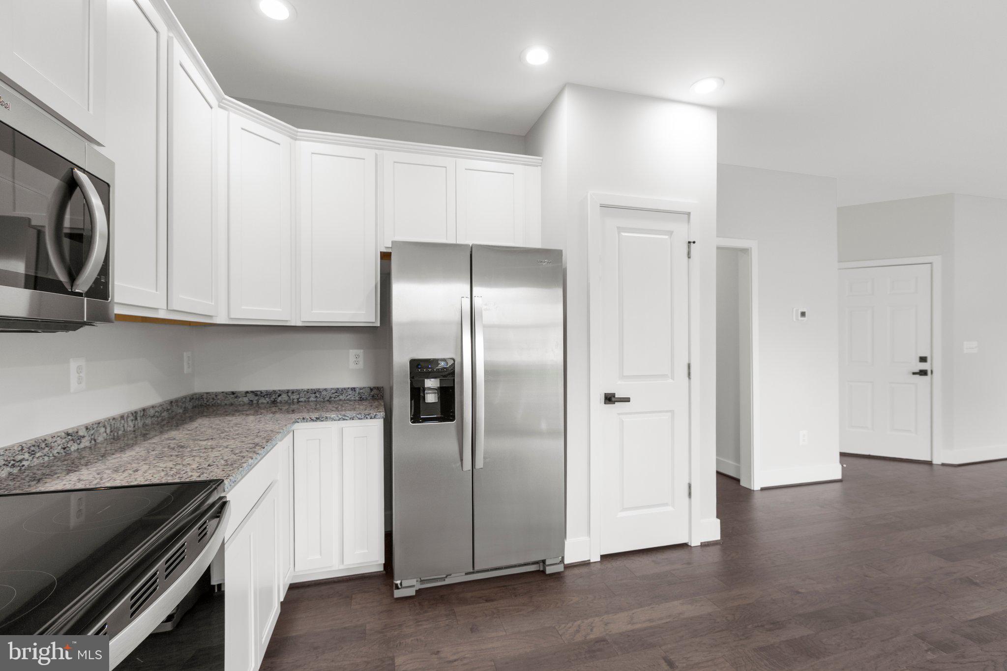 BROOKFIELD - Residential