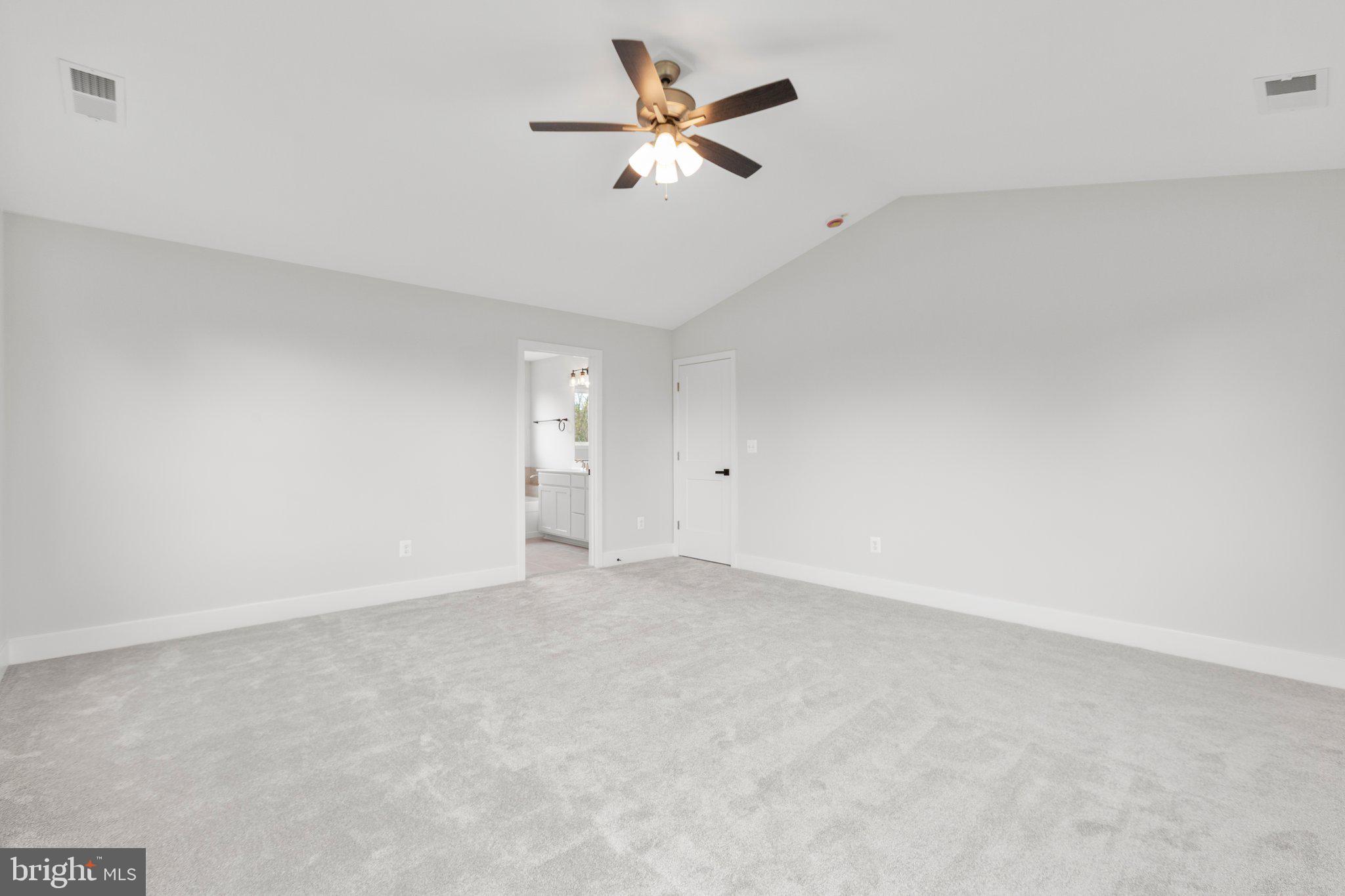 BROOKFIELD - Residential