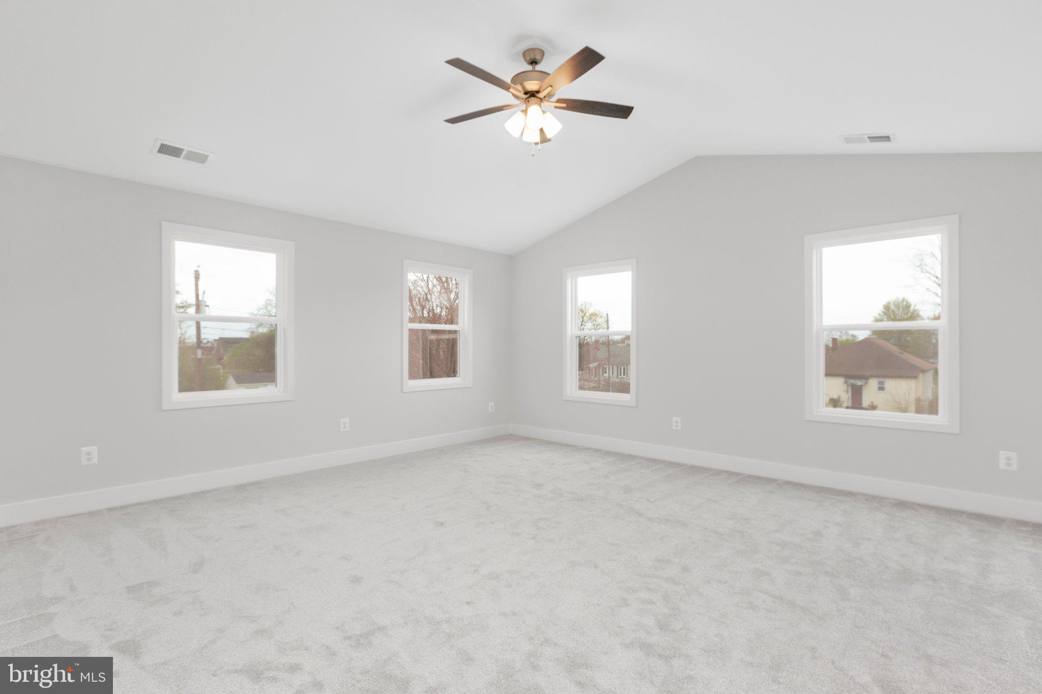 BROOKFIELD - Residential