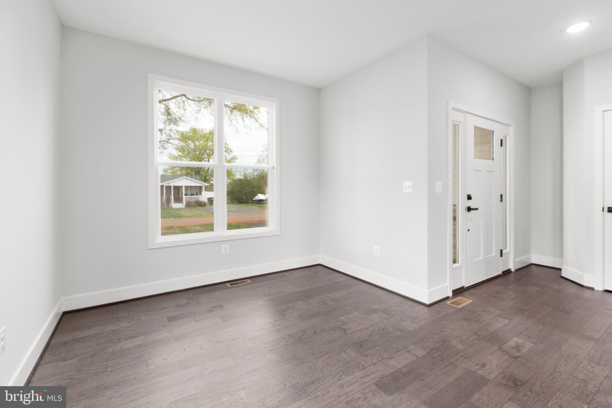 BROOKFIELD - Residential