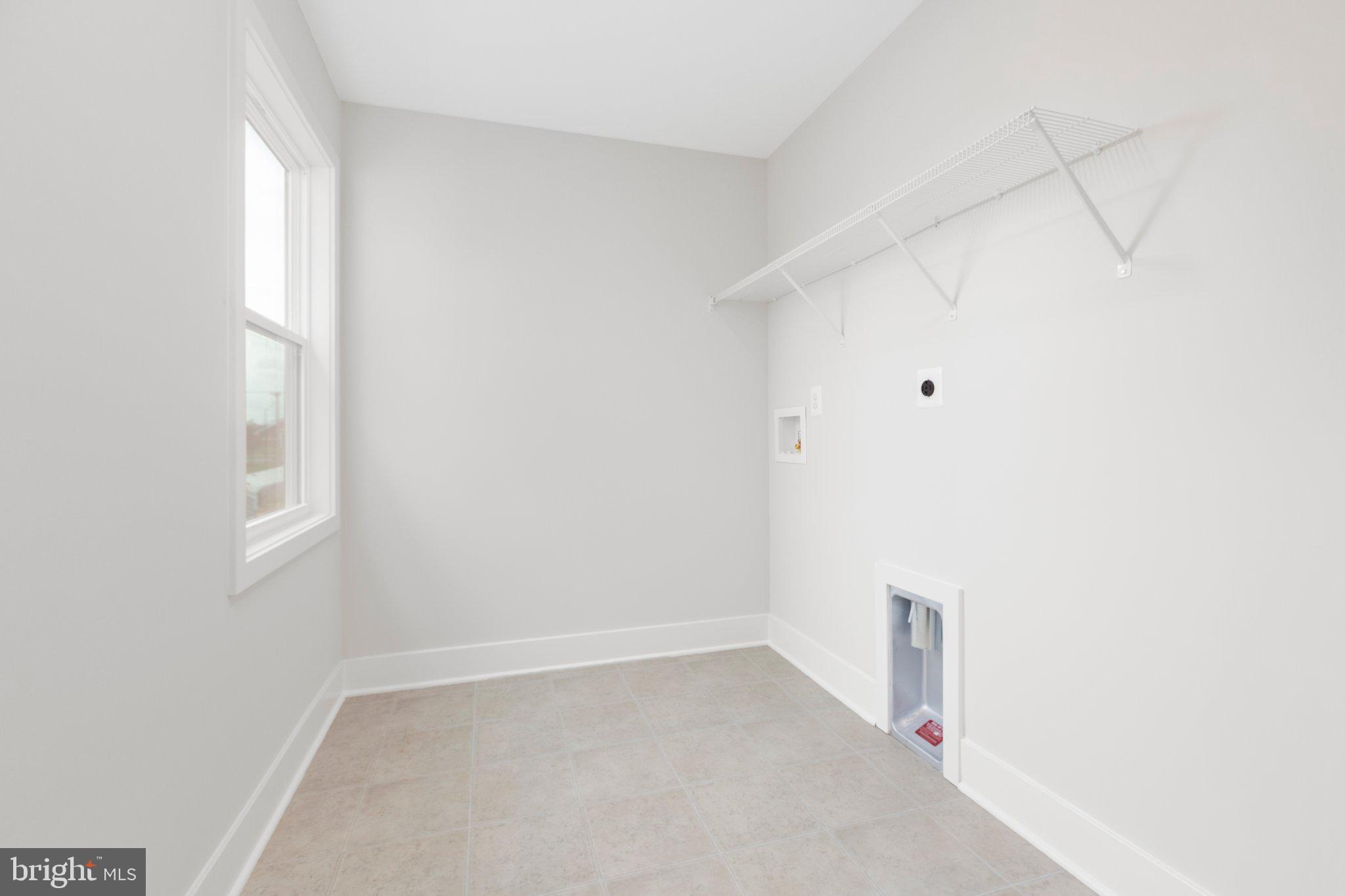 BROOKFIELD - Residential