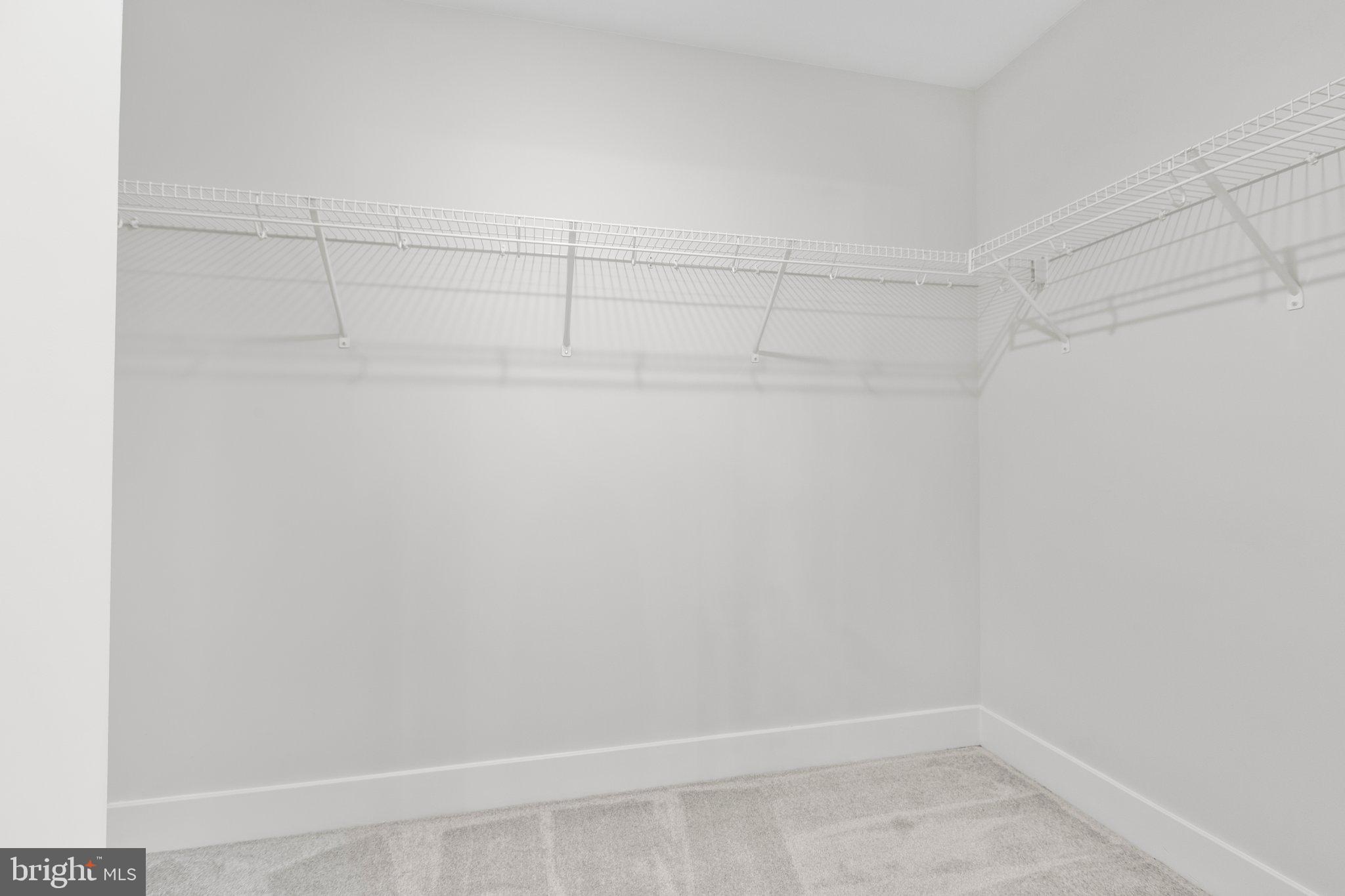 BROOKFIELD - Residential