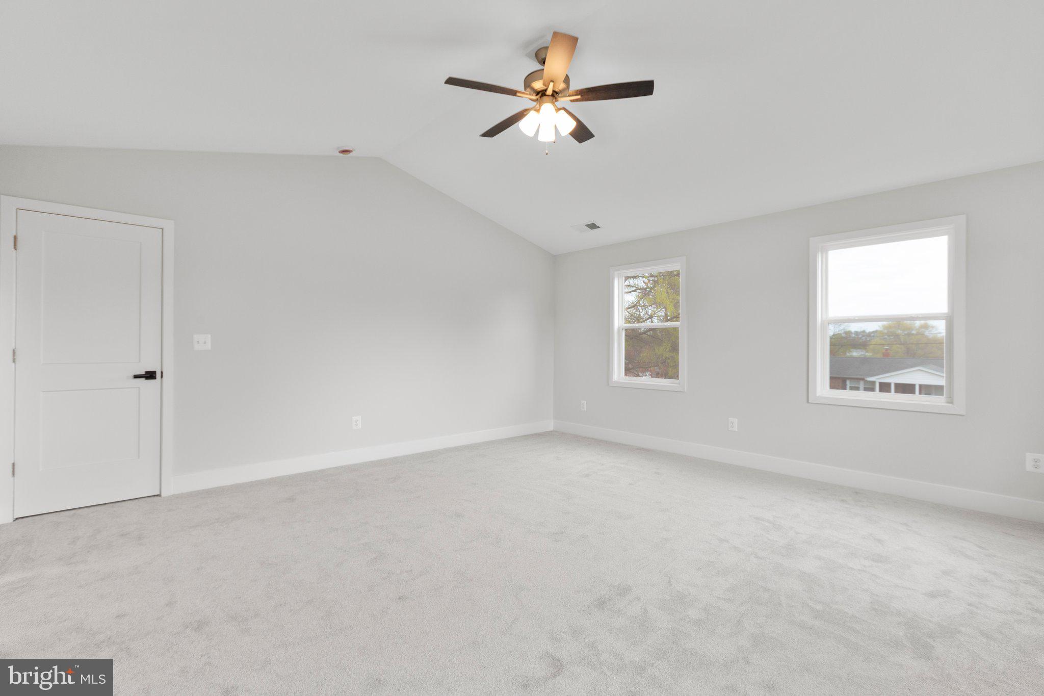 BROOKFIELD - Residential