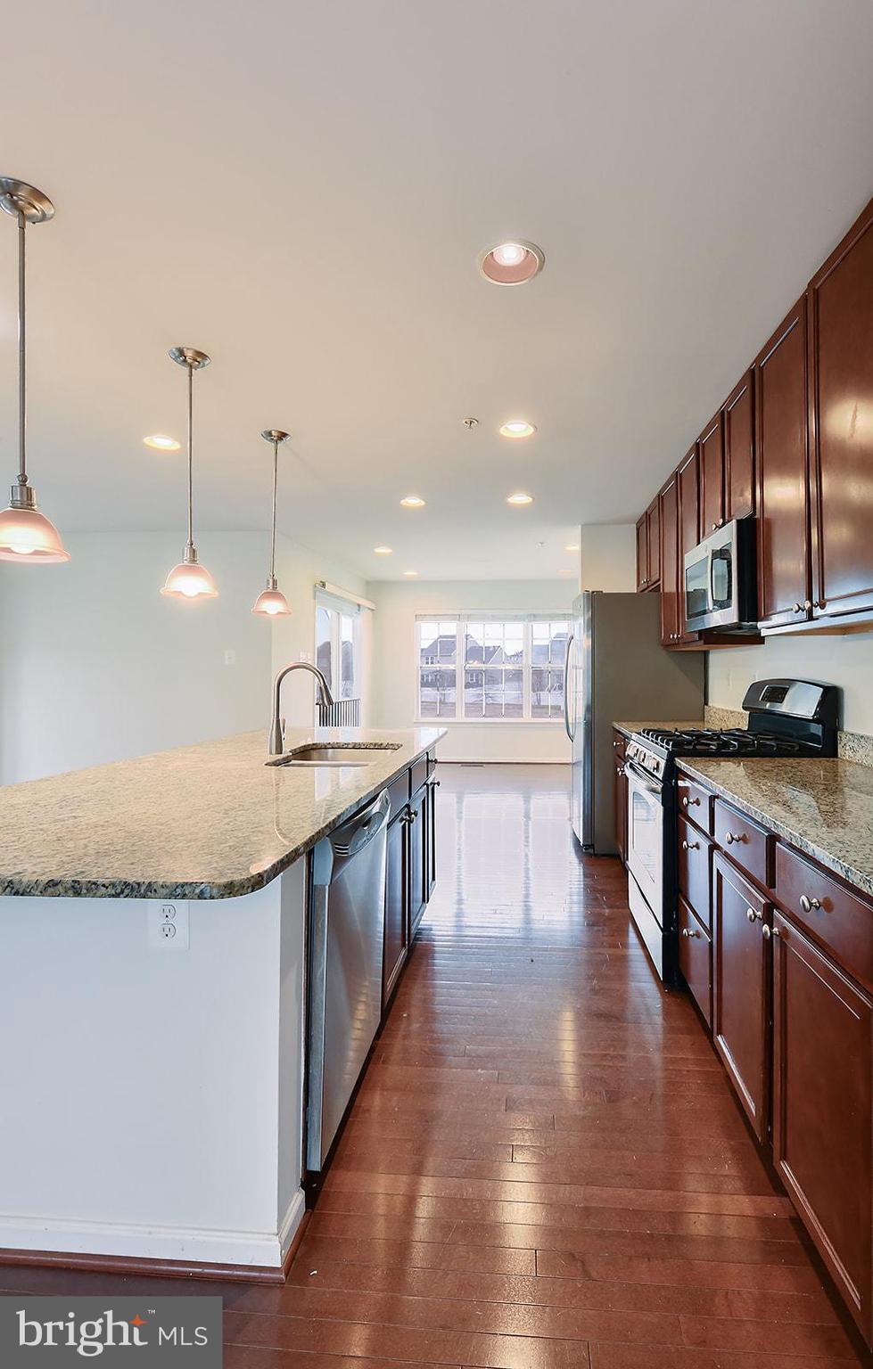 LAKES AT STANSBURY SHORE - Residential