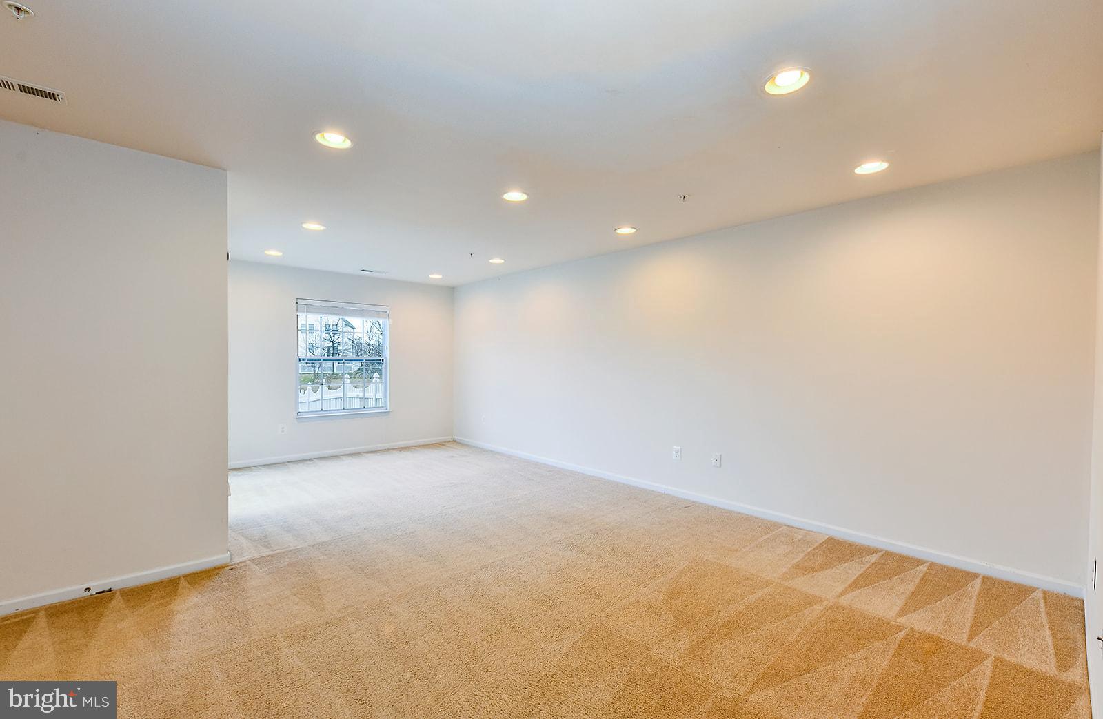 LAKES AT STANSBURY SHORE - Residential