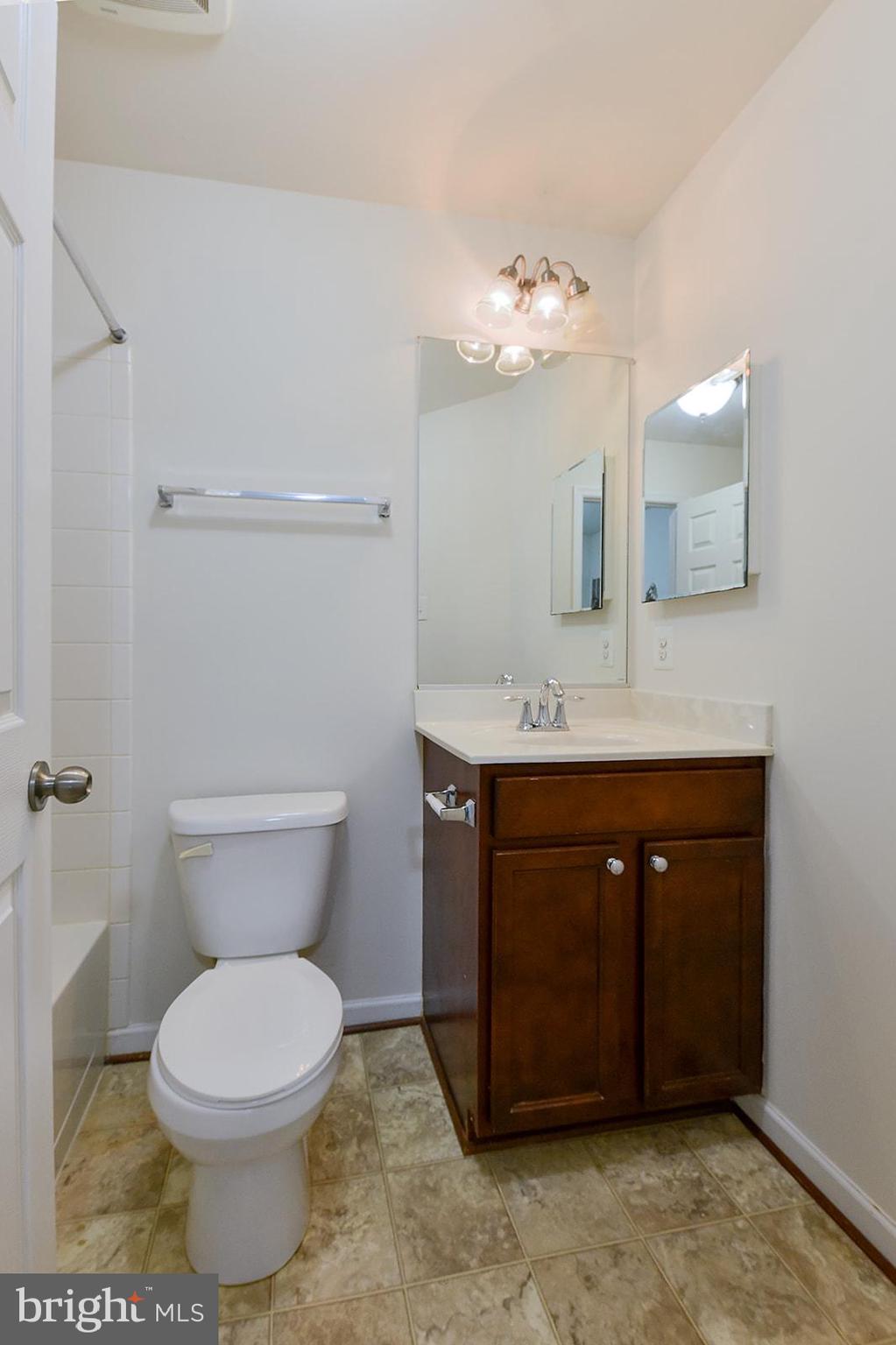 LAKES AT STANSBURY SHORE - Residential