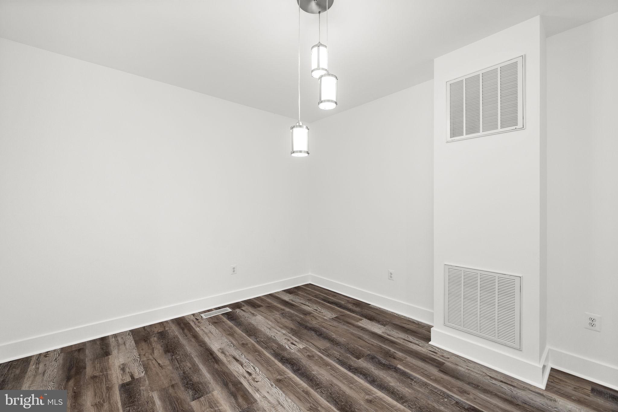 ELK CREEK LANDING - Residential