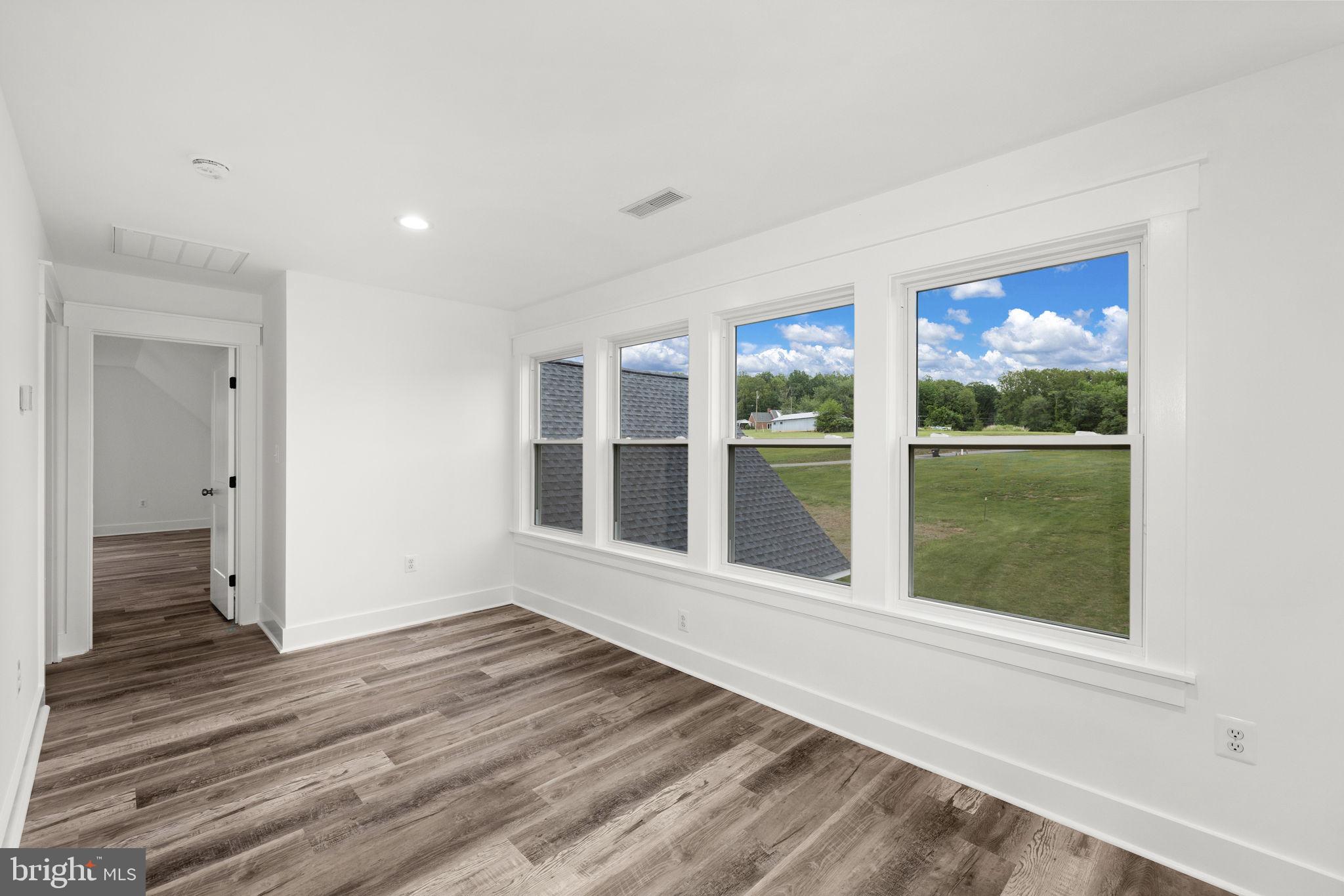 ELK CREEK LANDING - Residential