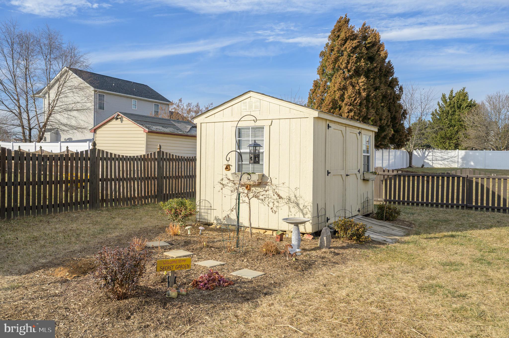 BRIAR RUN - Residential