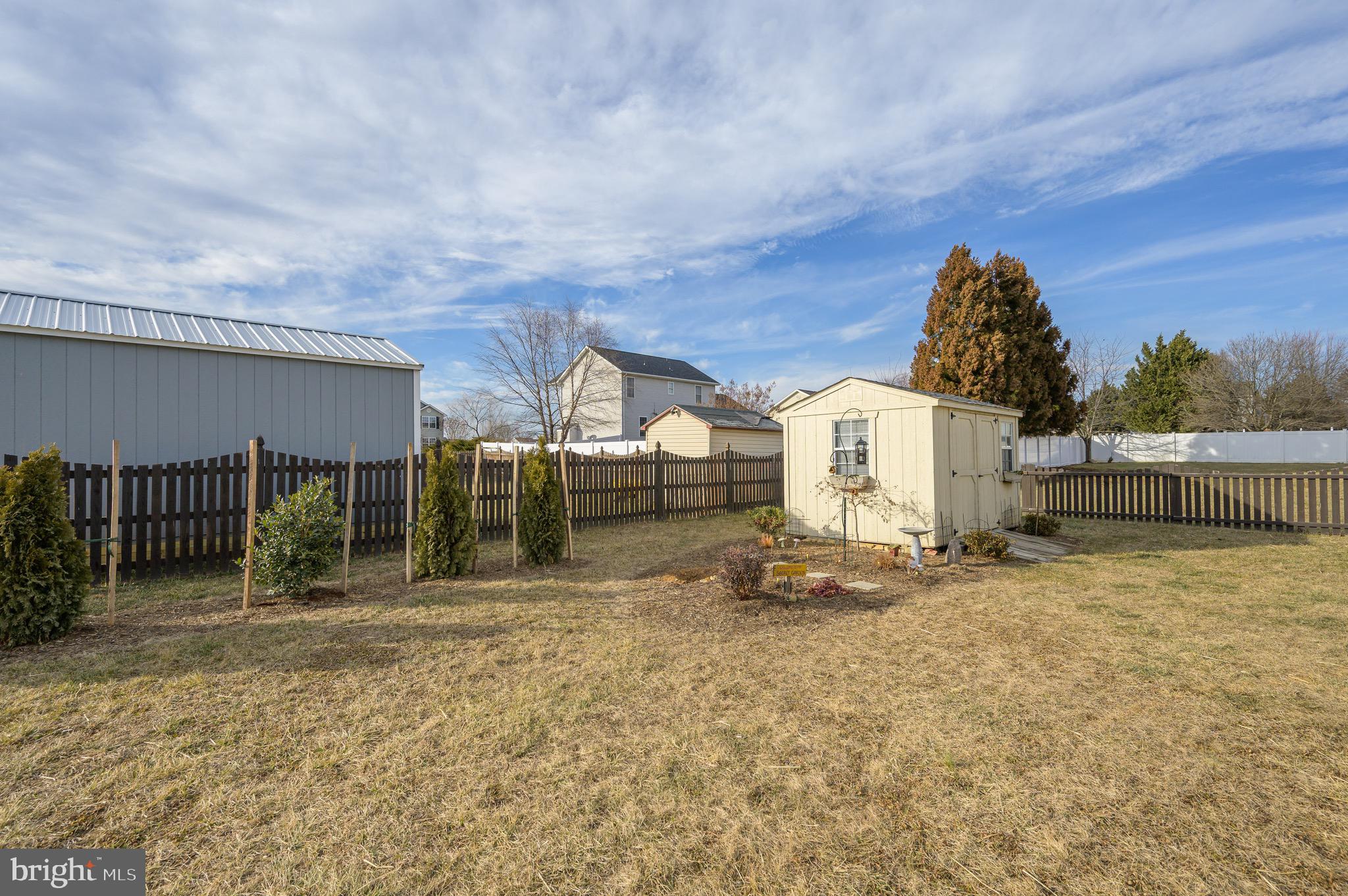 BRIAR RUN - Residential