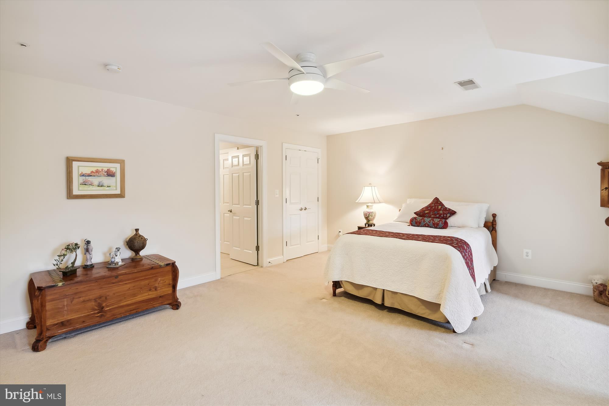 SCOT'S GLEN - Residential