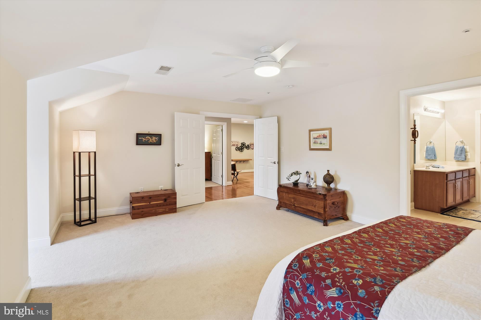 SCOT'S GLEN - Residential