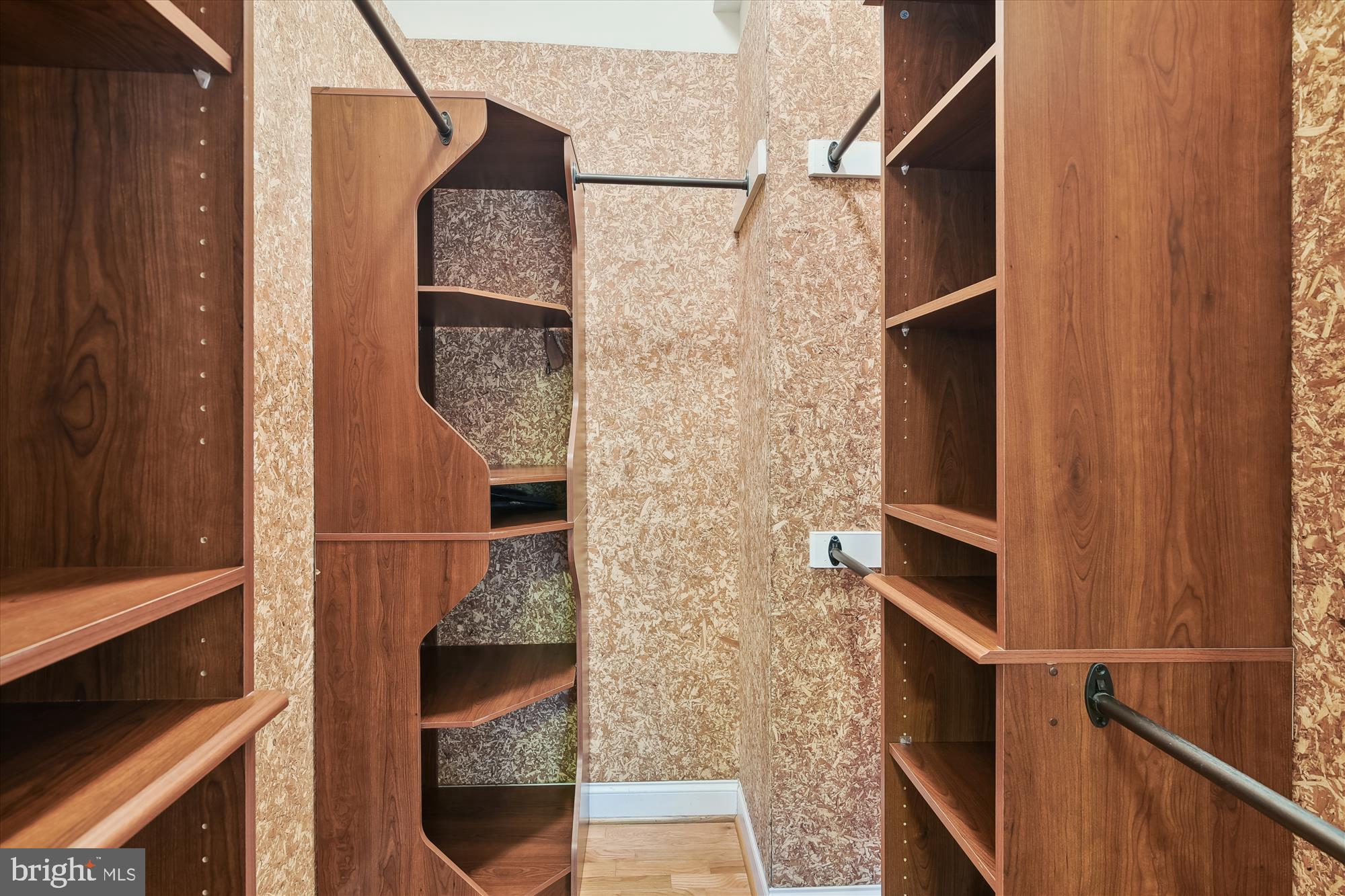 SCOT'S GLEN - Residential