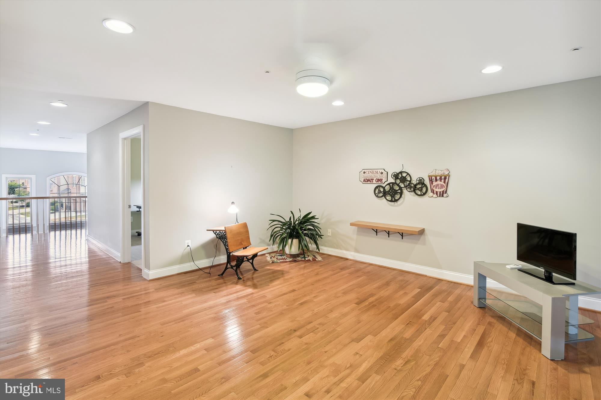 SCOT'S GLEN - Residential