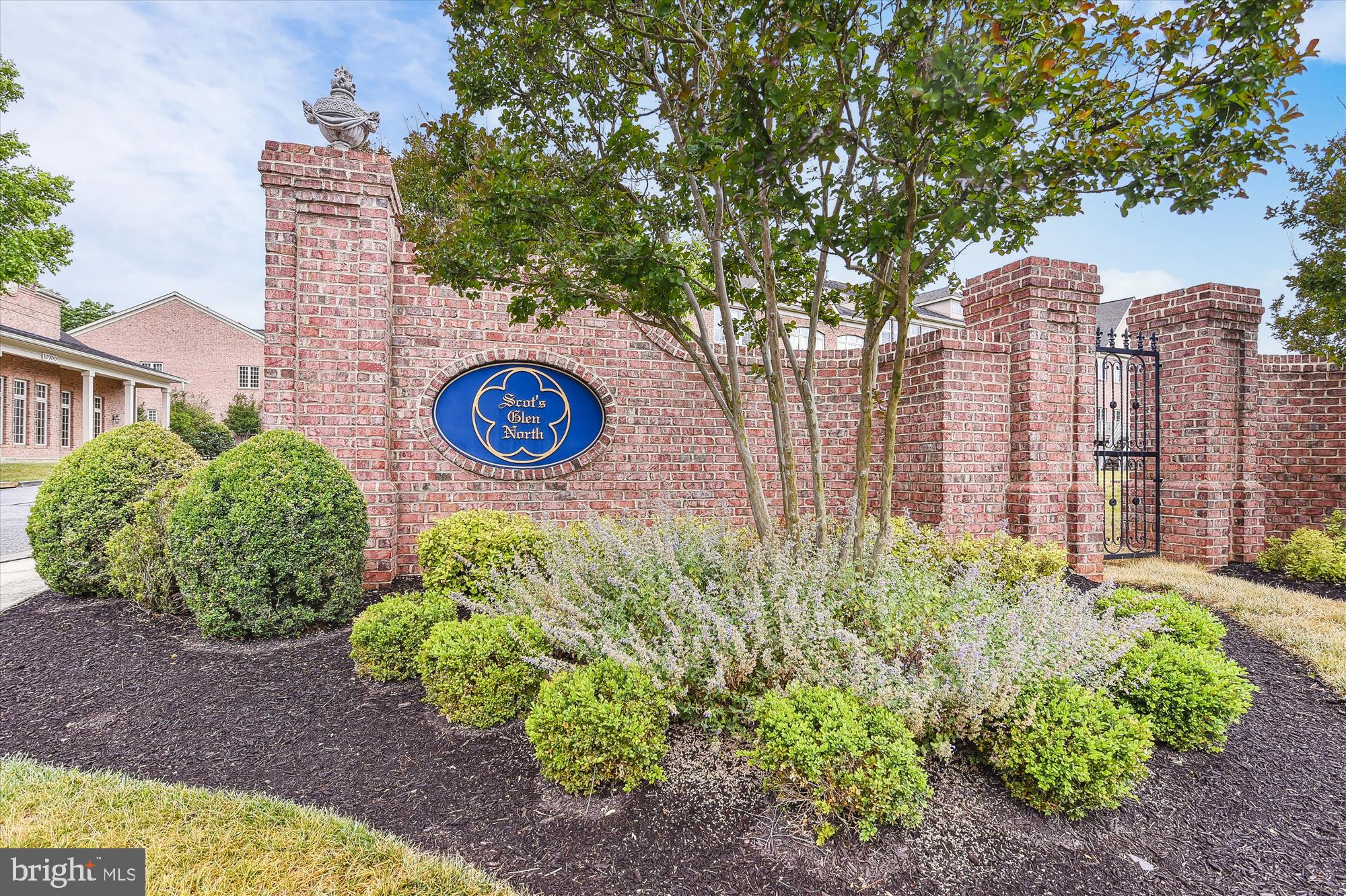 SCOT'S GLEN - Residential