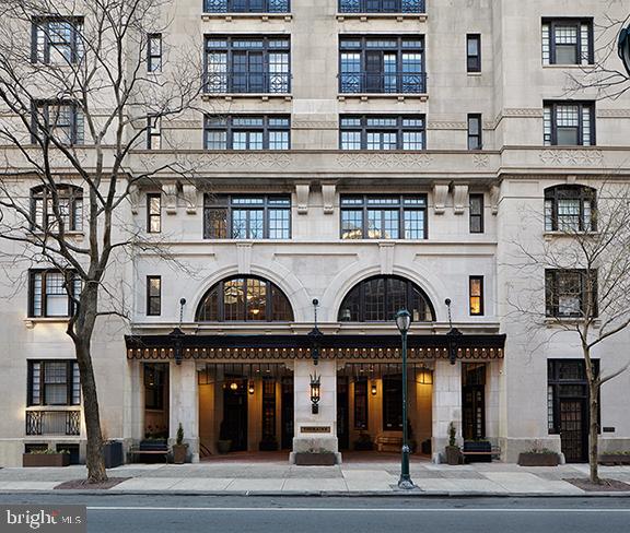 Current Special includes 2 FREE MONTHS for an 18 month lease! Market rent $2875. 2 free months prorated is equivalent to $2556. Beautifully restored one-bedroom apartment home! Features include subway tile, French style kitchen cabinetry and original hard oak floors. Formerly an elegant residential hotel built in 1917, The Touraine combines original architectural details with modern comforts. The Touraine is Philadelphia's most central and beautiful address. Located on a tree-lined block of Spruce Street, the Touraine is just a quick walk to Rittenhouse Square, the Avenue of the Arts, and all the transportation and shopping of Center City. A thriving community of locally owned businesses from craft beer to great coffee, bike repair to bagels, and countless beloved BYOB's where you can jog on the river, dine outside, or hop on the subway to the stadiums. Our block is home to exquisite buildings and vibrant street life. 24/7 Front Desk Staff 24 Hour Emergency Maintenance Package and mailroom adjacent to lobby Pay rent & request maintenance online Pet friendly. Brand New Fitness Center and Business Center!