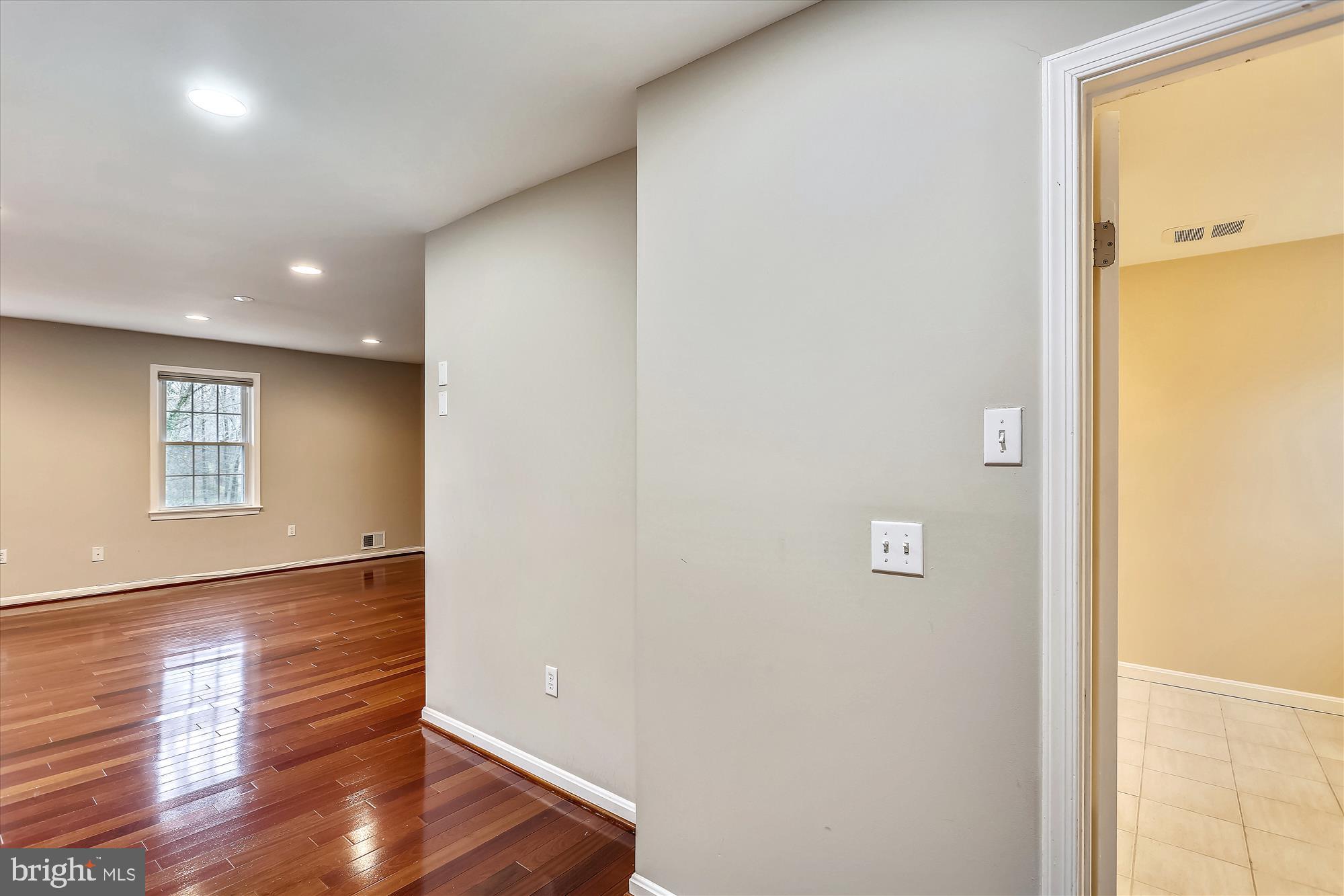 WILLOWBROOK - Residential Lease