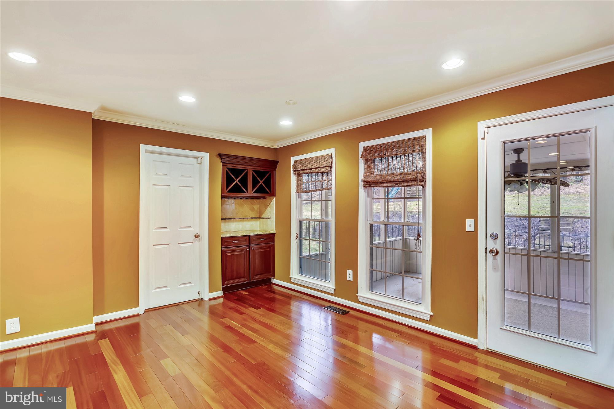 WILLOWBROOK - Residential Lease