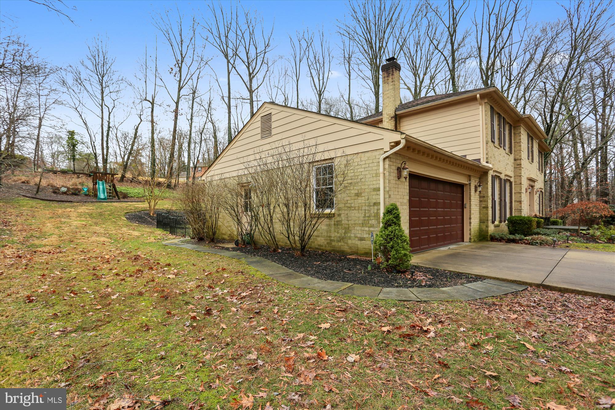 WILLOWBROOK - Residential Lease