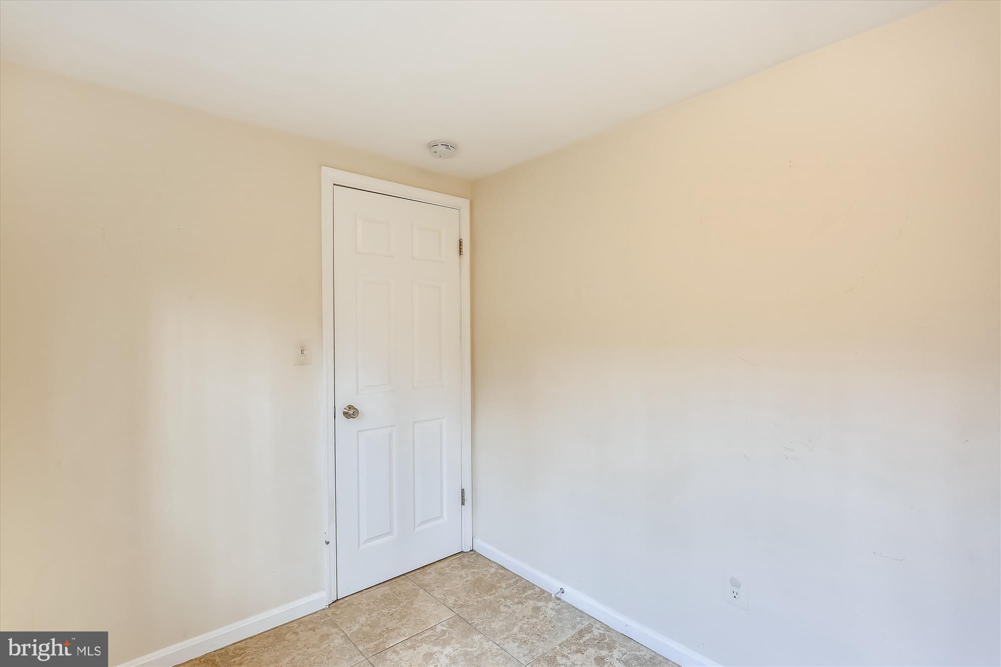 WILLOWBROOK - Residential Lease