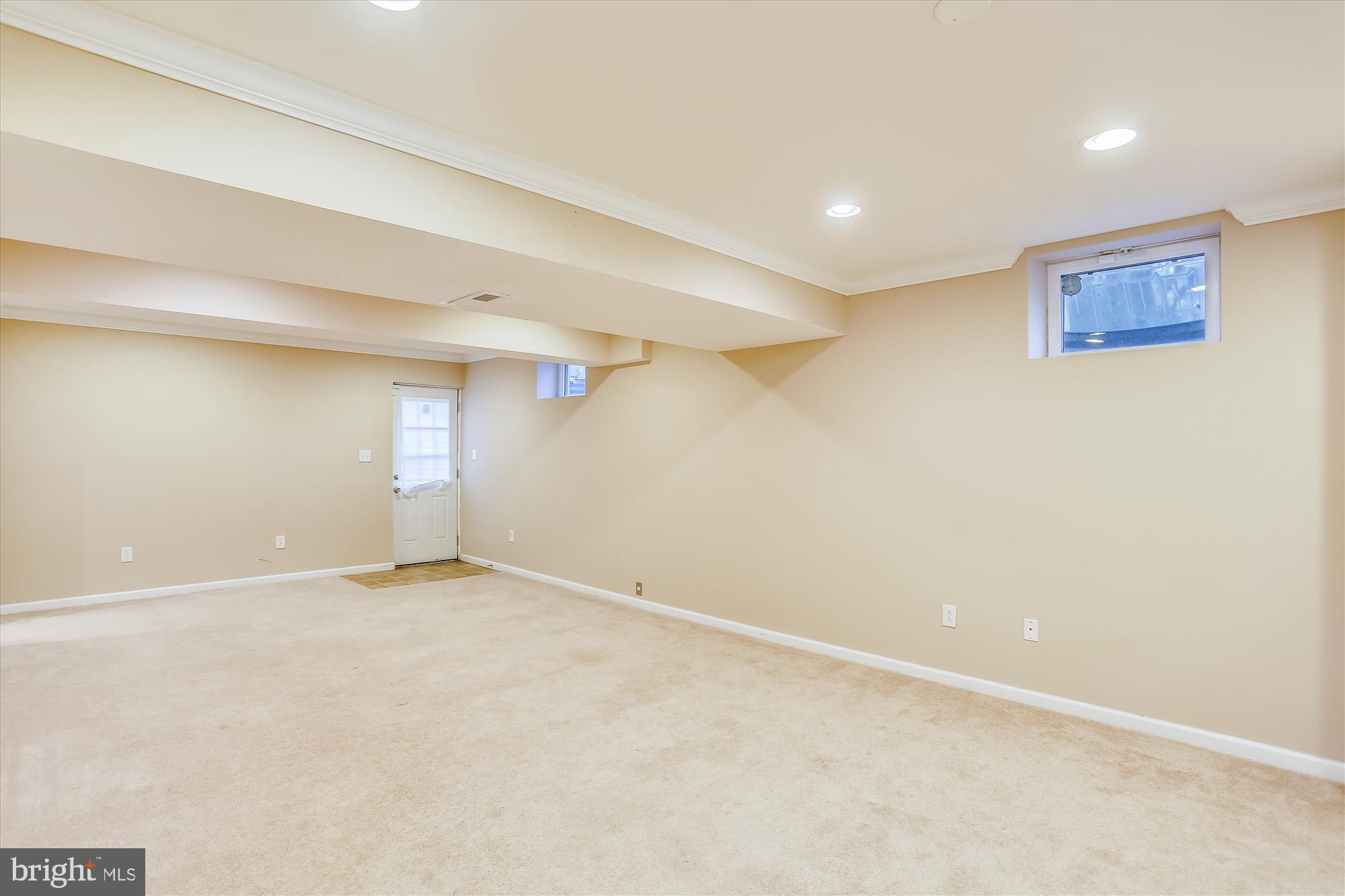 WILLOWBROOK - Residential Lease