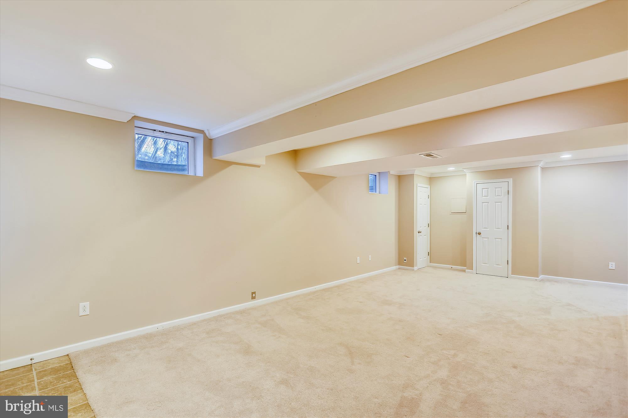 WILLOWBROOK - Residential Lease