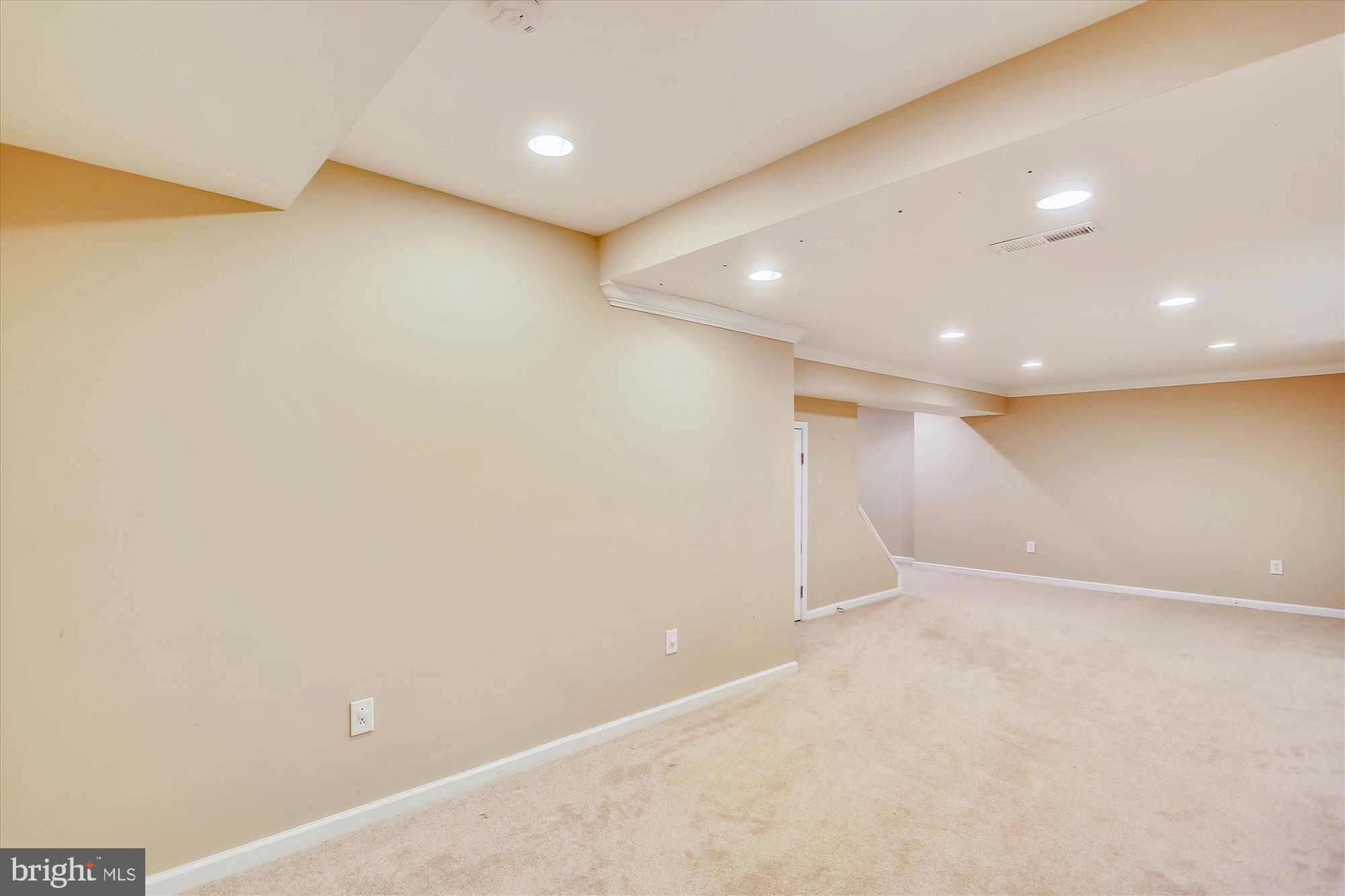 WILLOWBROOK - Residential Lease