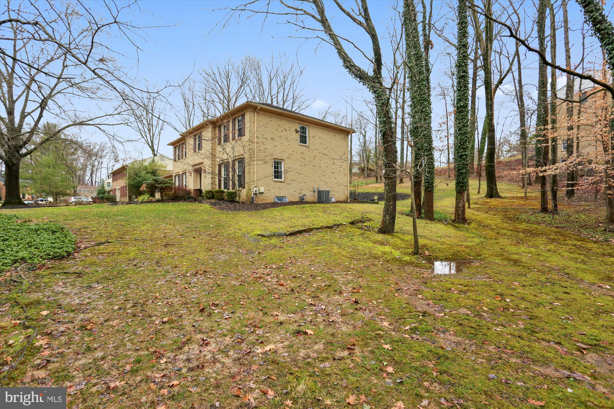 WILLOWBROOK - Residential Lease