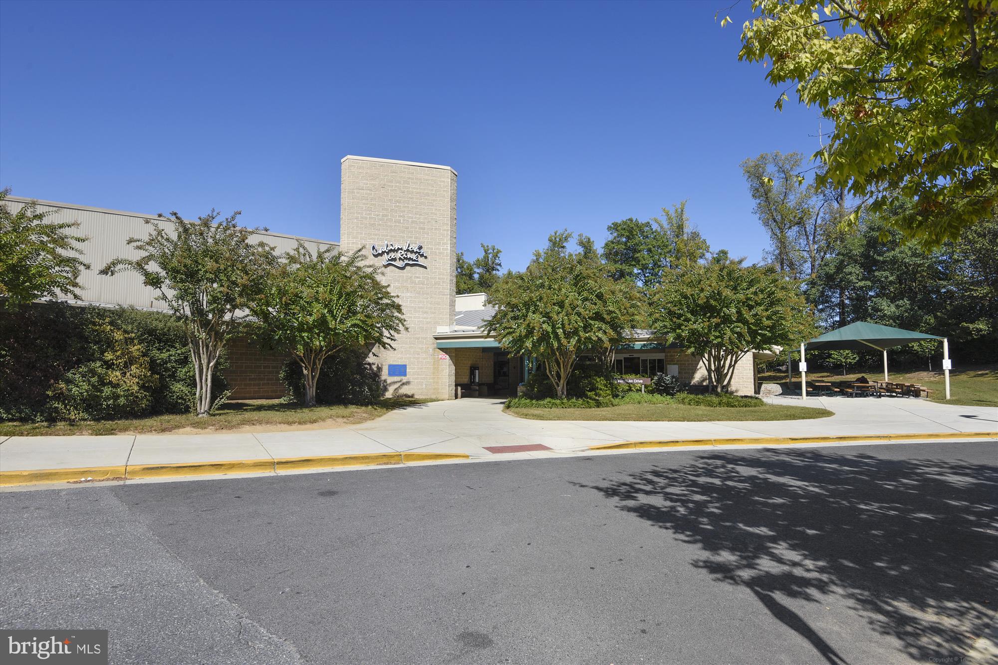 WILLOWBROOK - Residential Lease