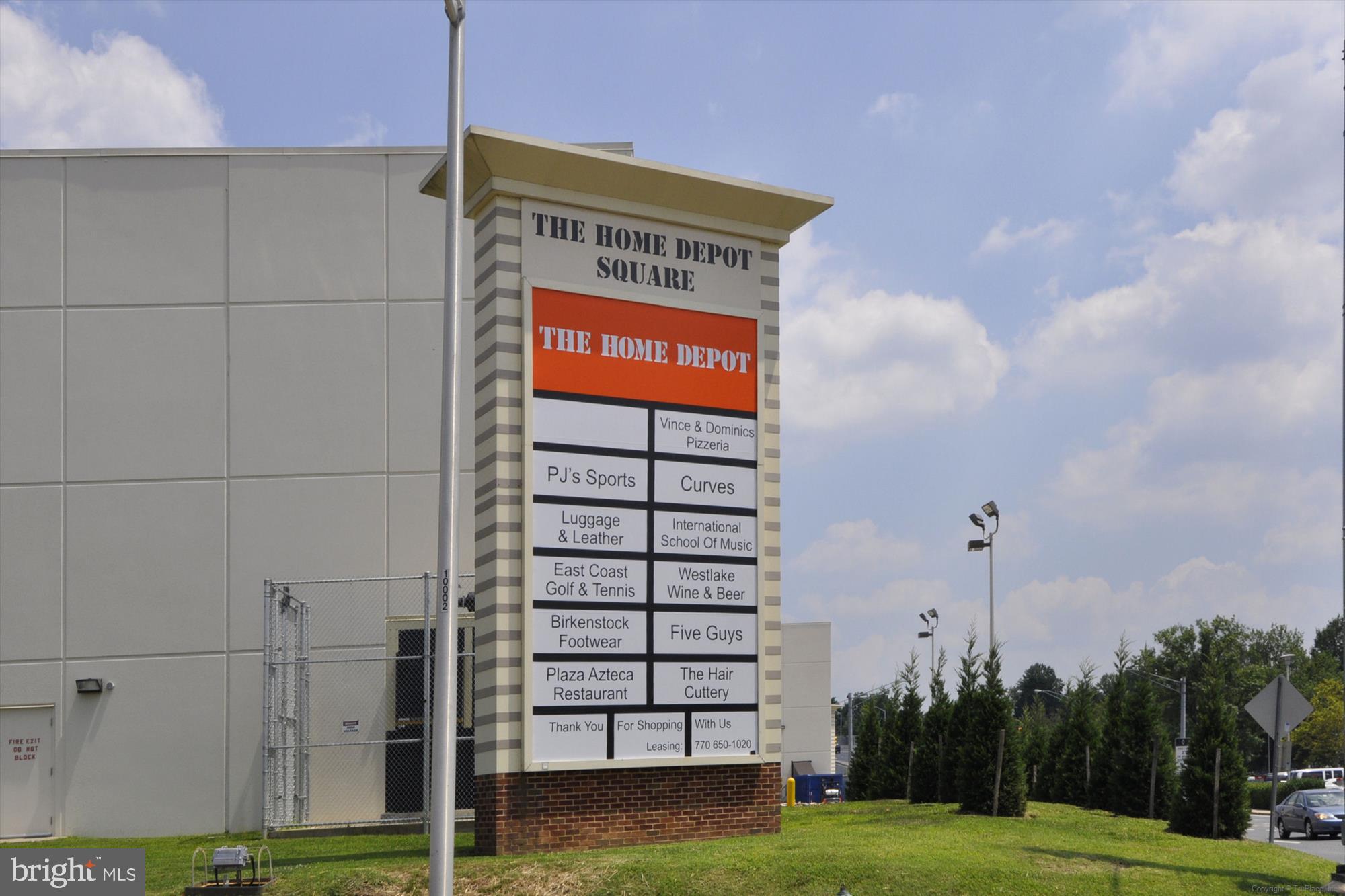 WILLOWBROOK - Residential Lease