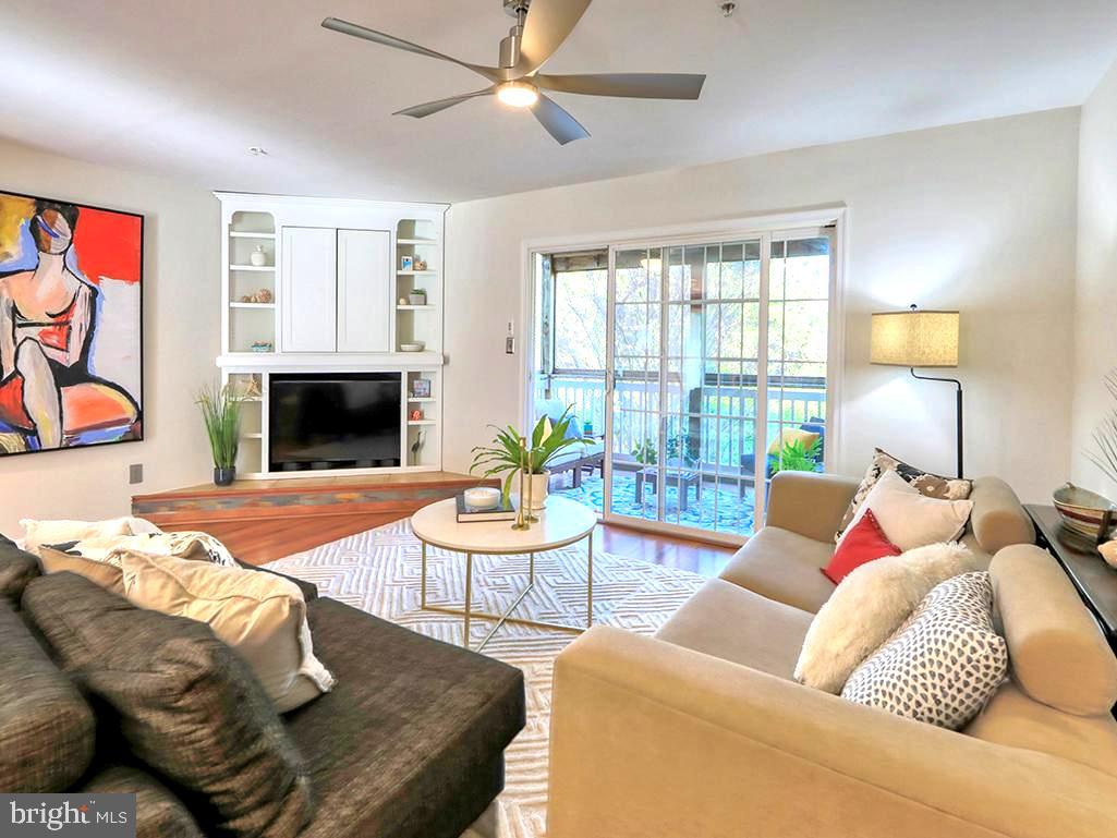 22 CANAL LANDING COURT