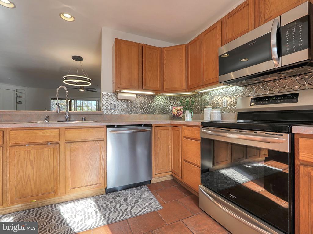 CANAL LANDING - Residential