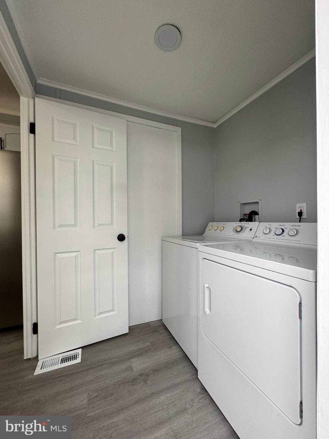 BRIARWOOD ESTATES - Residential