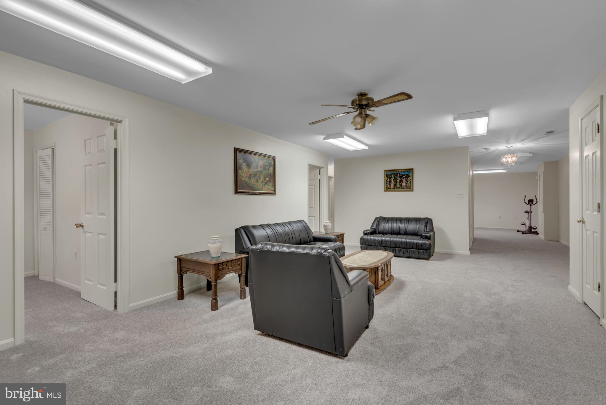 COLLINGTON CLUSTER - Residential