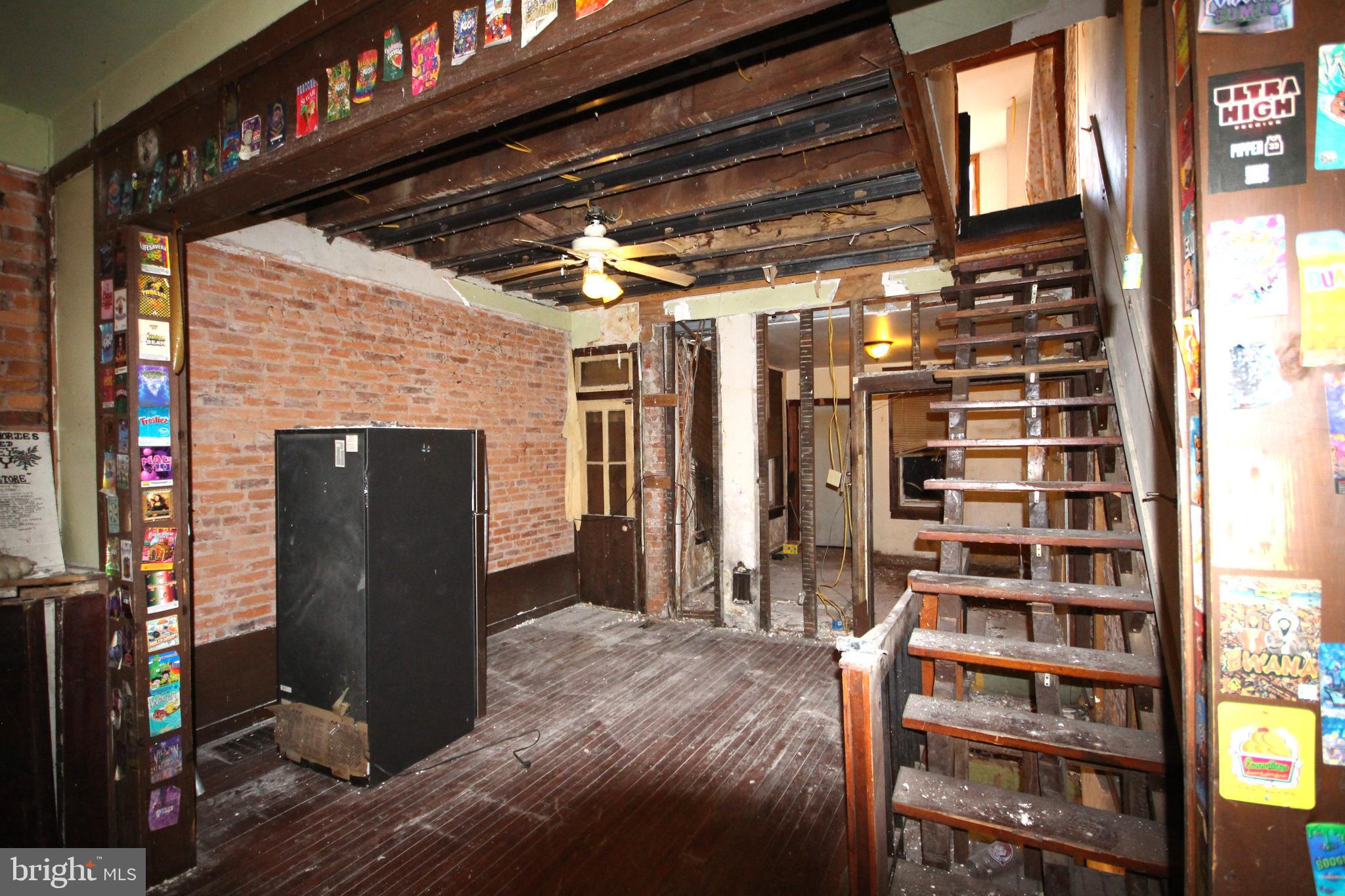 BELMONT - Residential