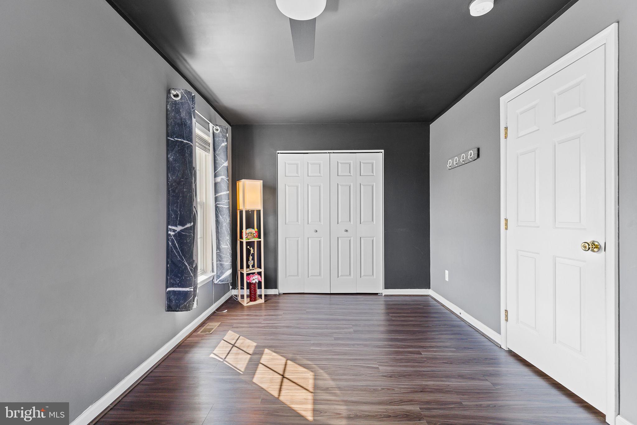 AUTUMN RIDGE - Residential