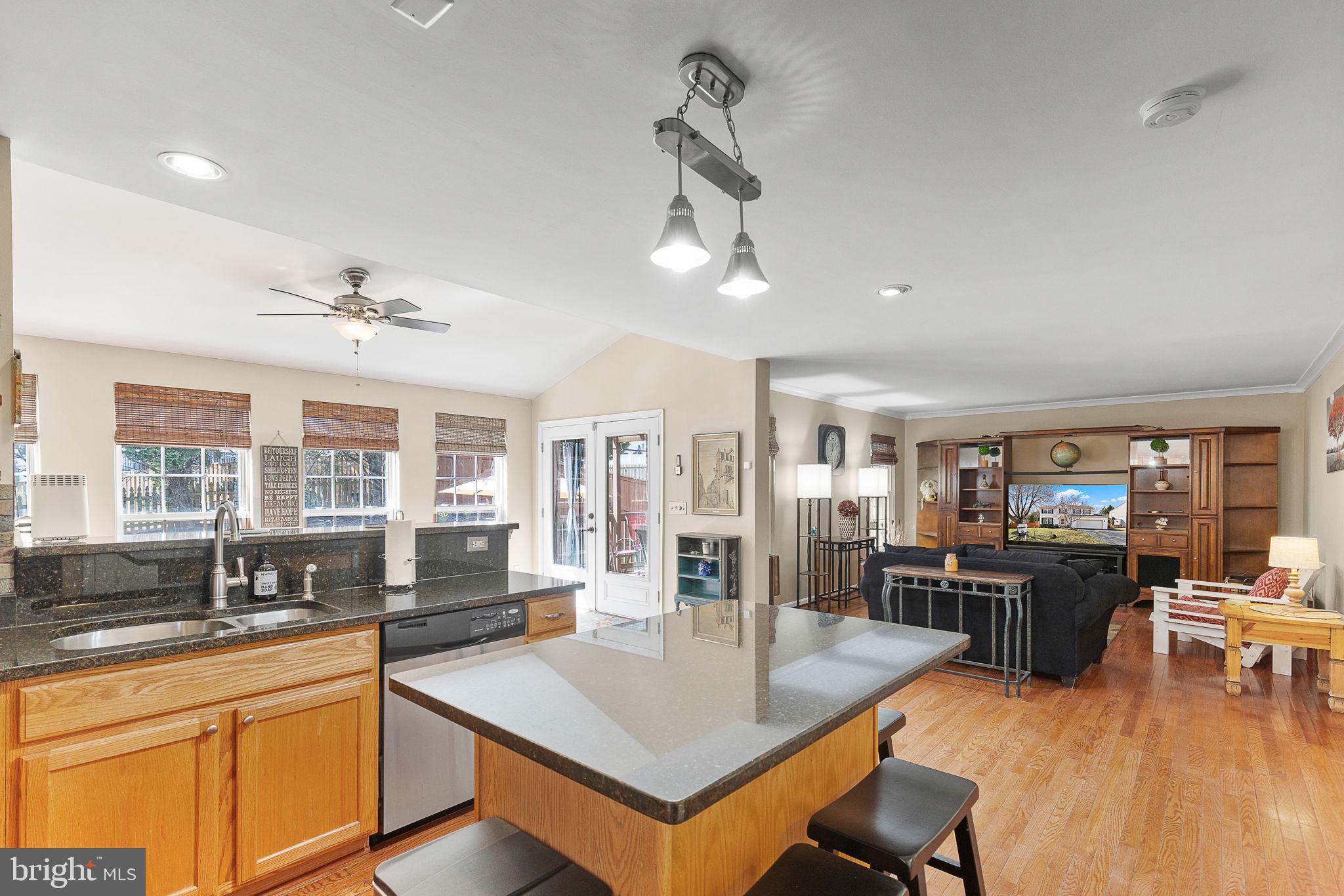 AUTUMN RIDGE - Residential