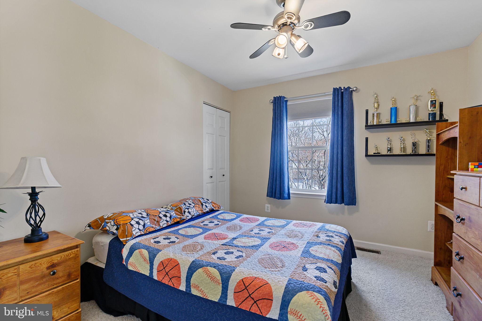 AUTUMN RIDGE - Residential